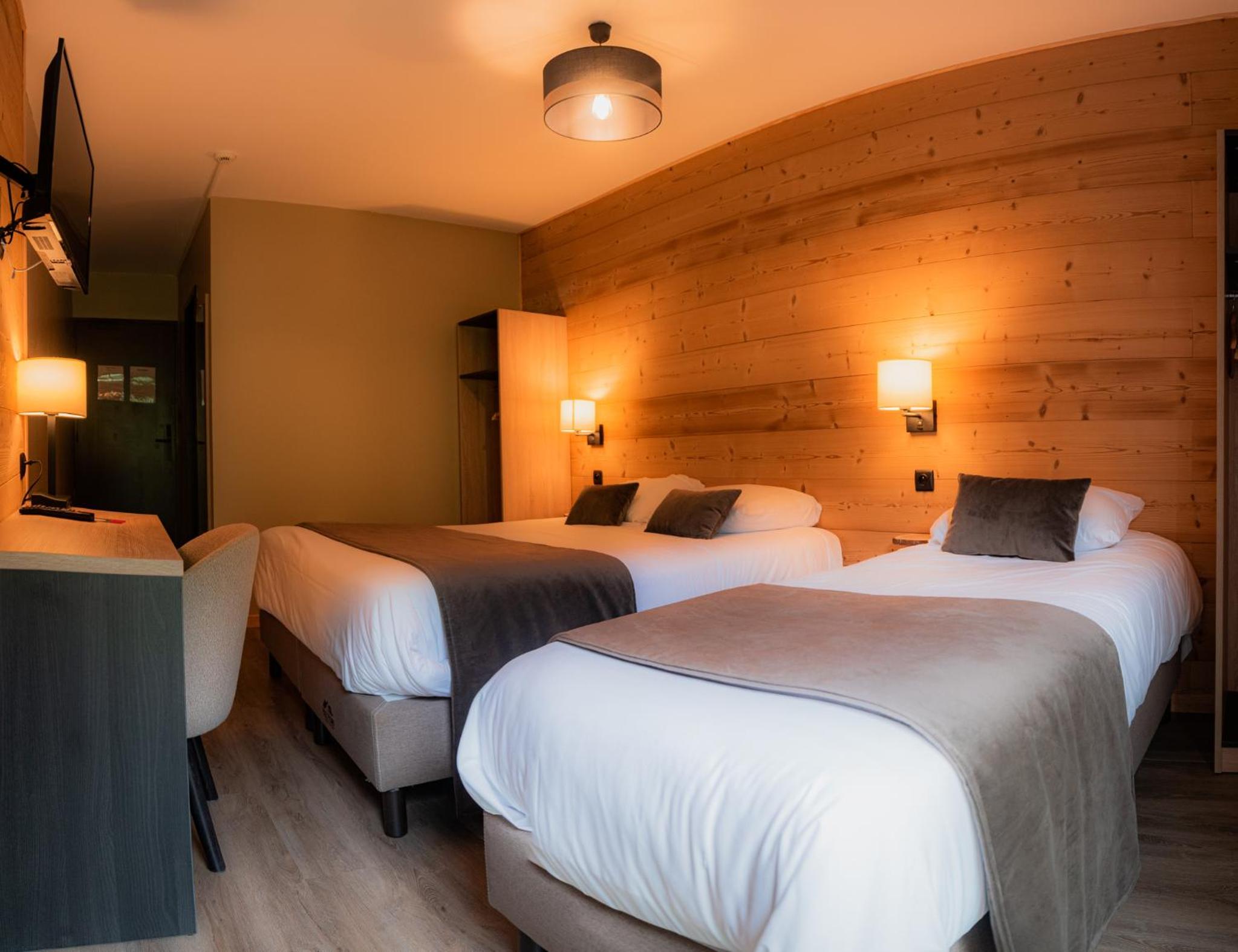 Basic Triple Room photo 3