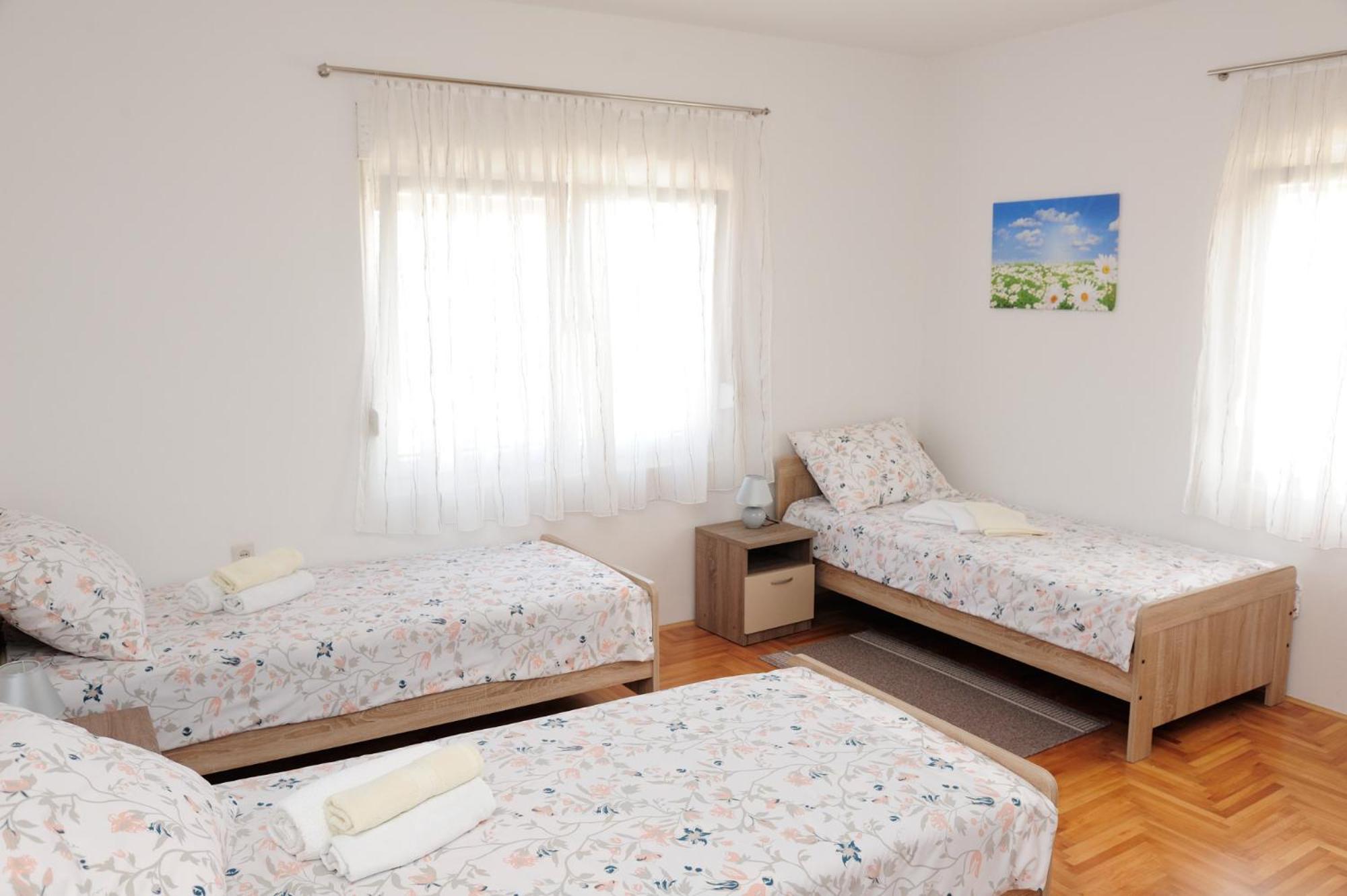 Comfort Triple Room photo 3