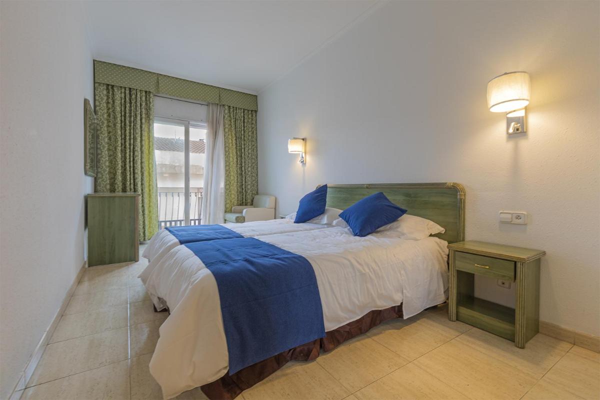 Standard Double Room photo 2