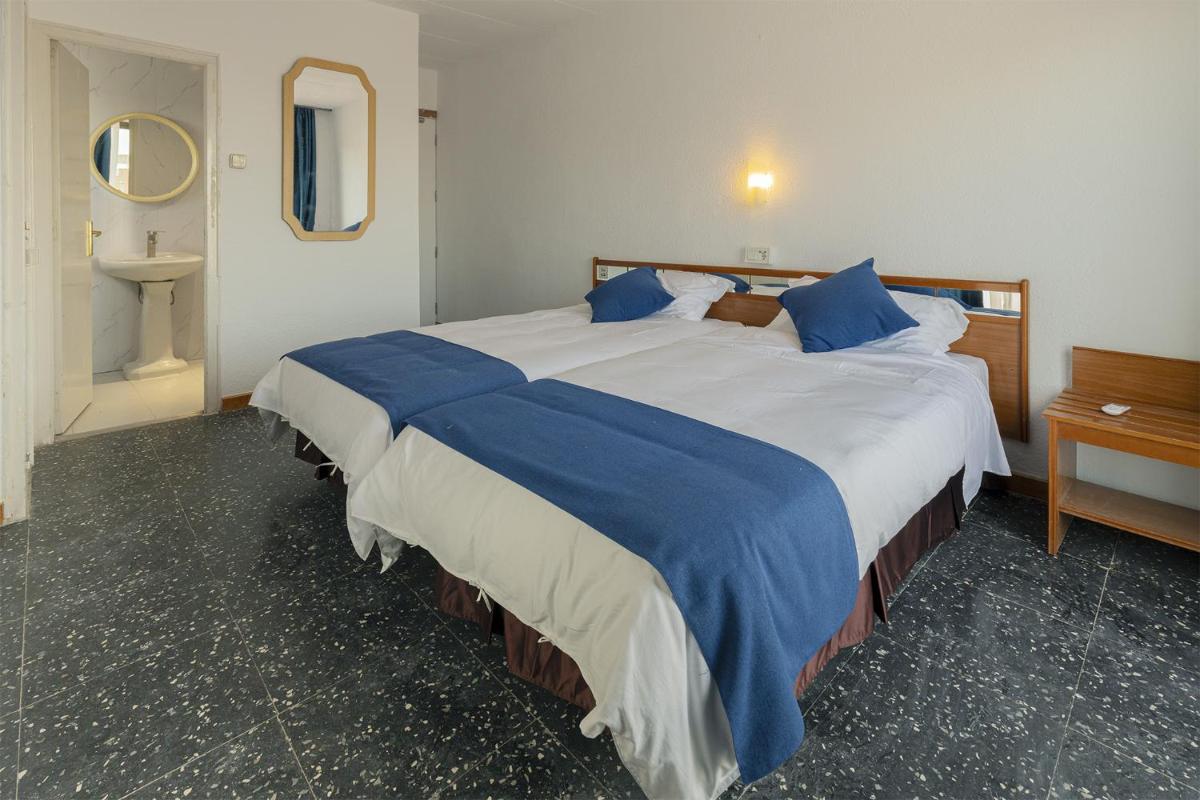 Double Room with Balcony photo 1