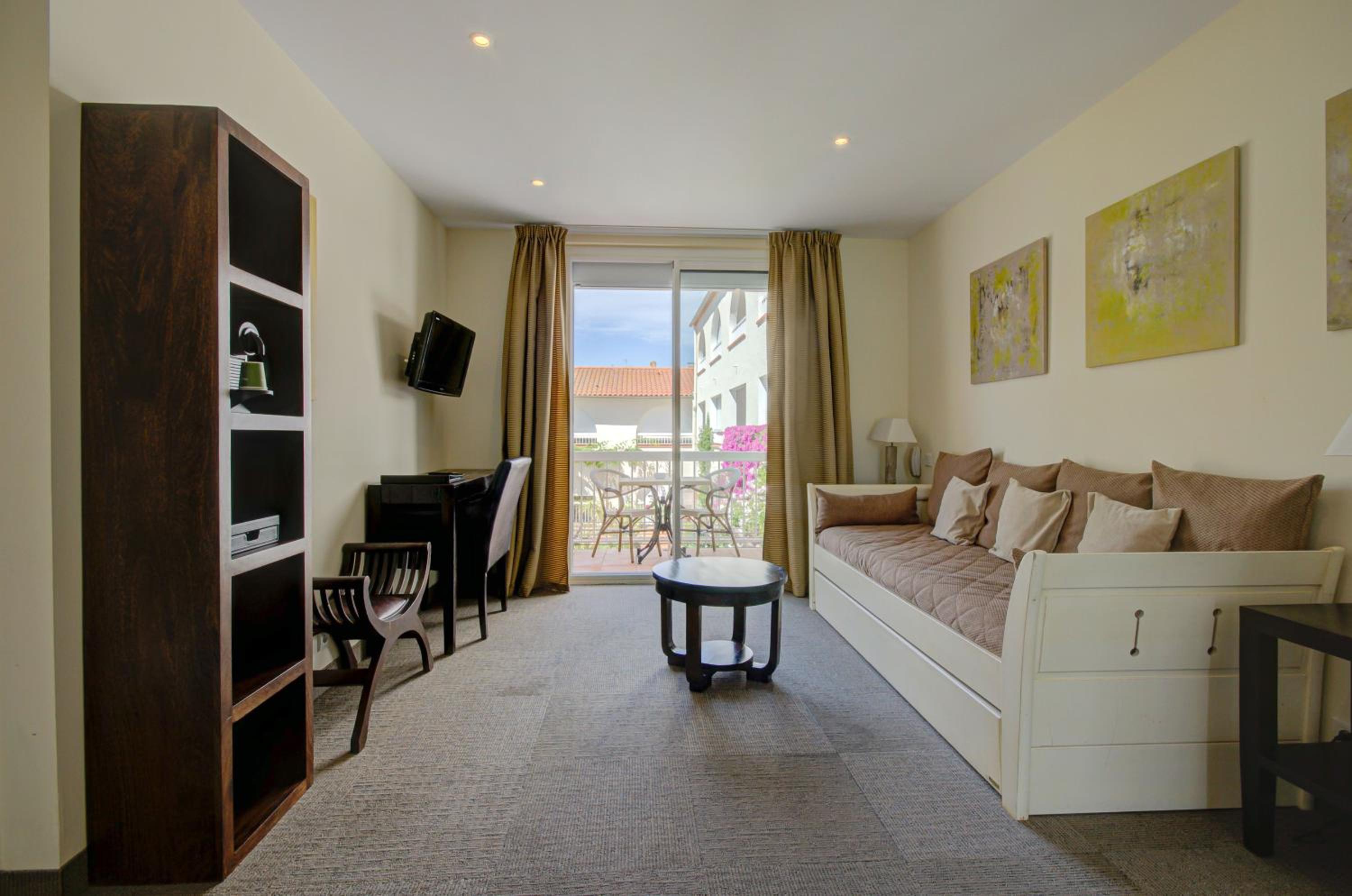 Family Suite (2 Adults + 2 Children) - Terrace And Spa Access Included