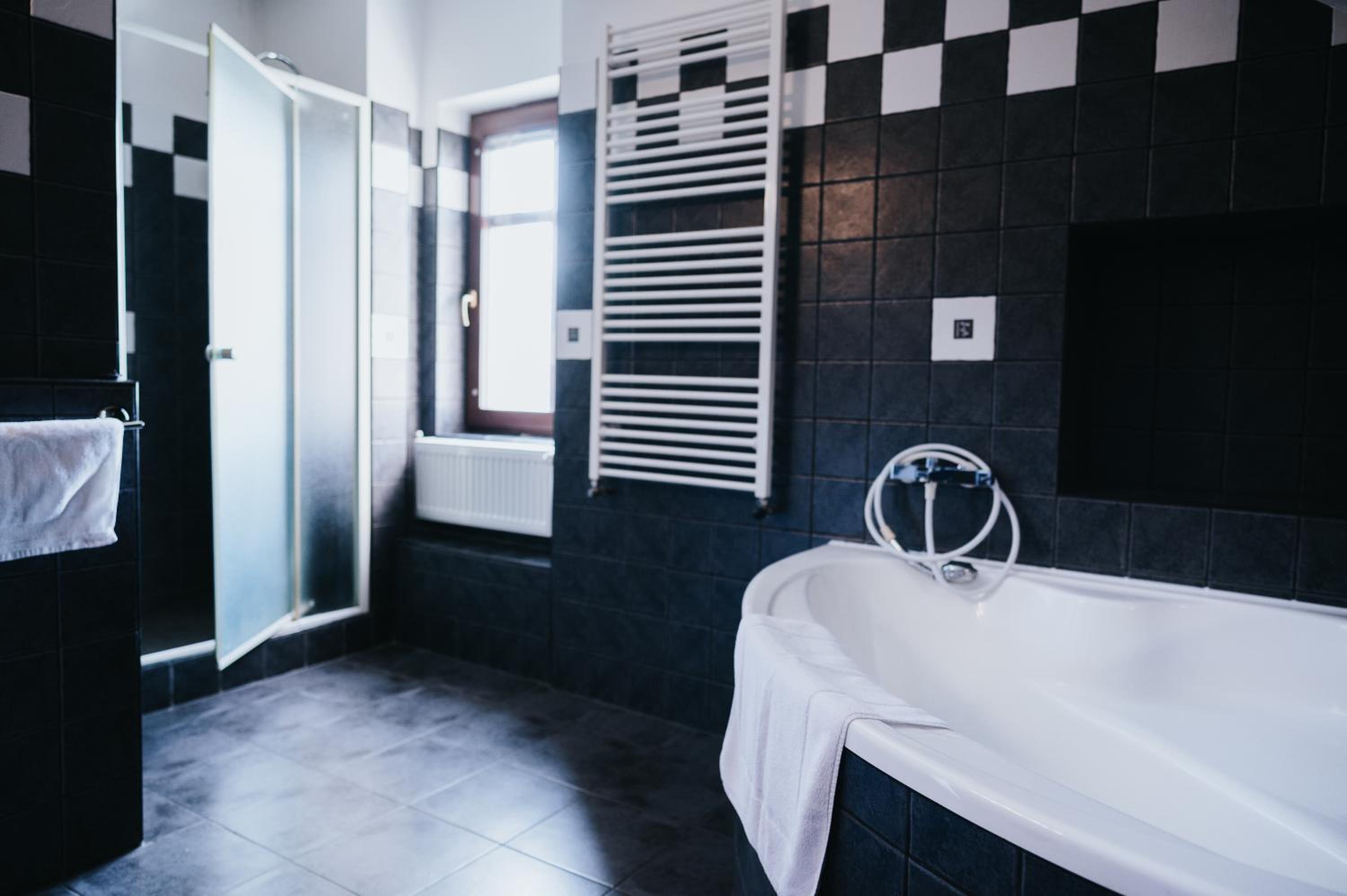 Superior Suite - Photo 4