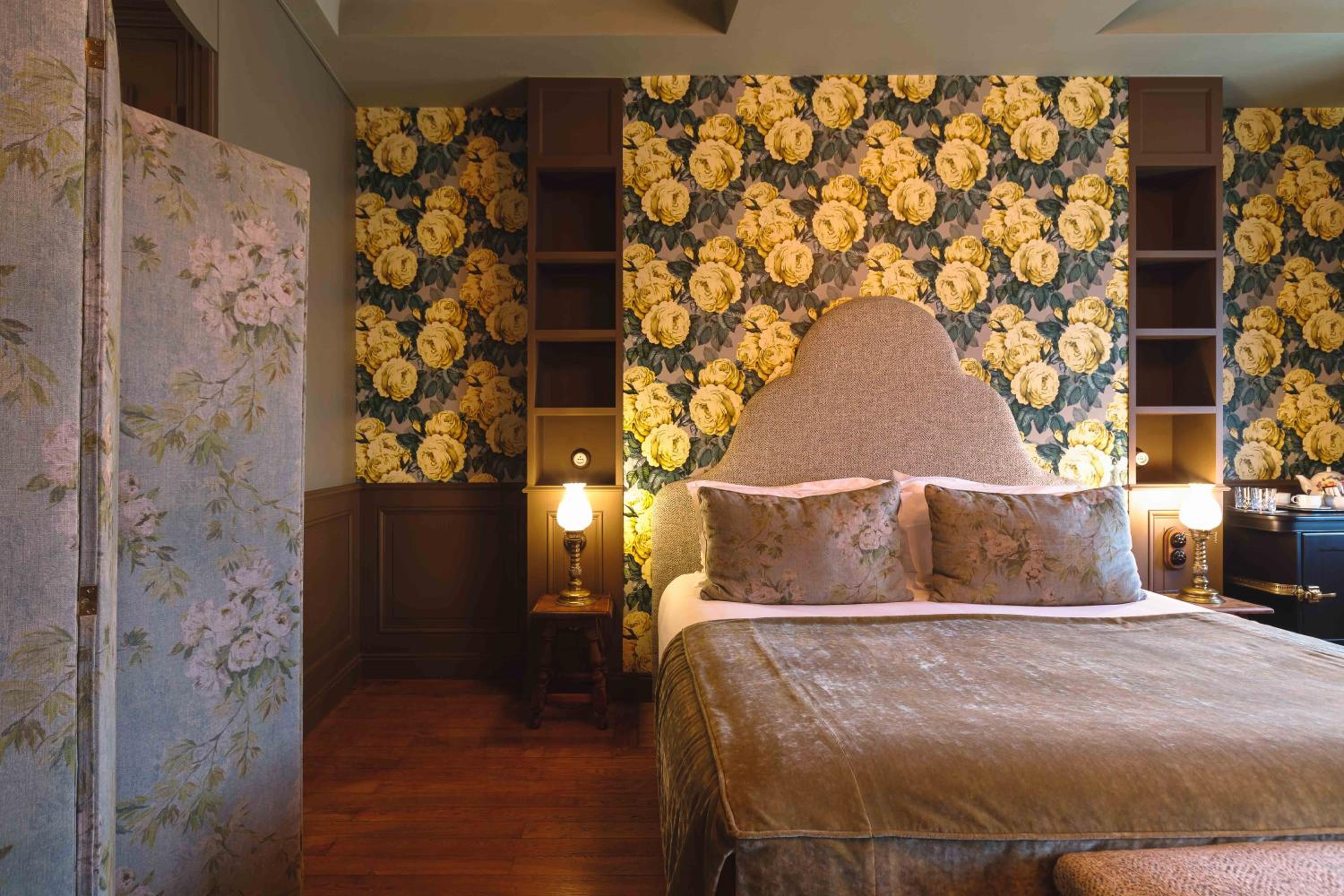 Prestige King Room - Photo 23