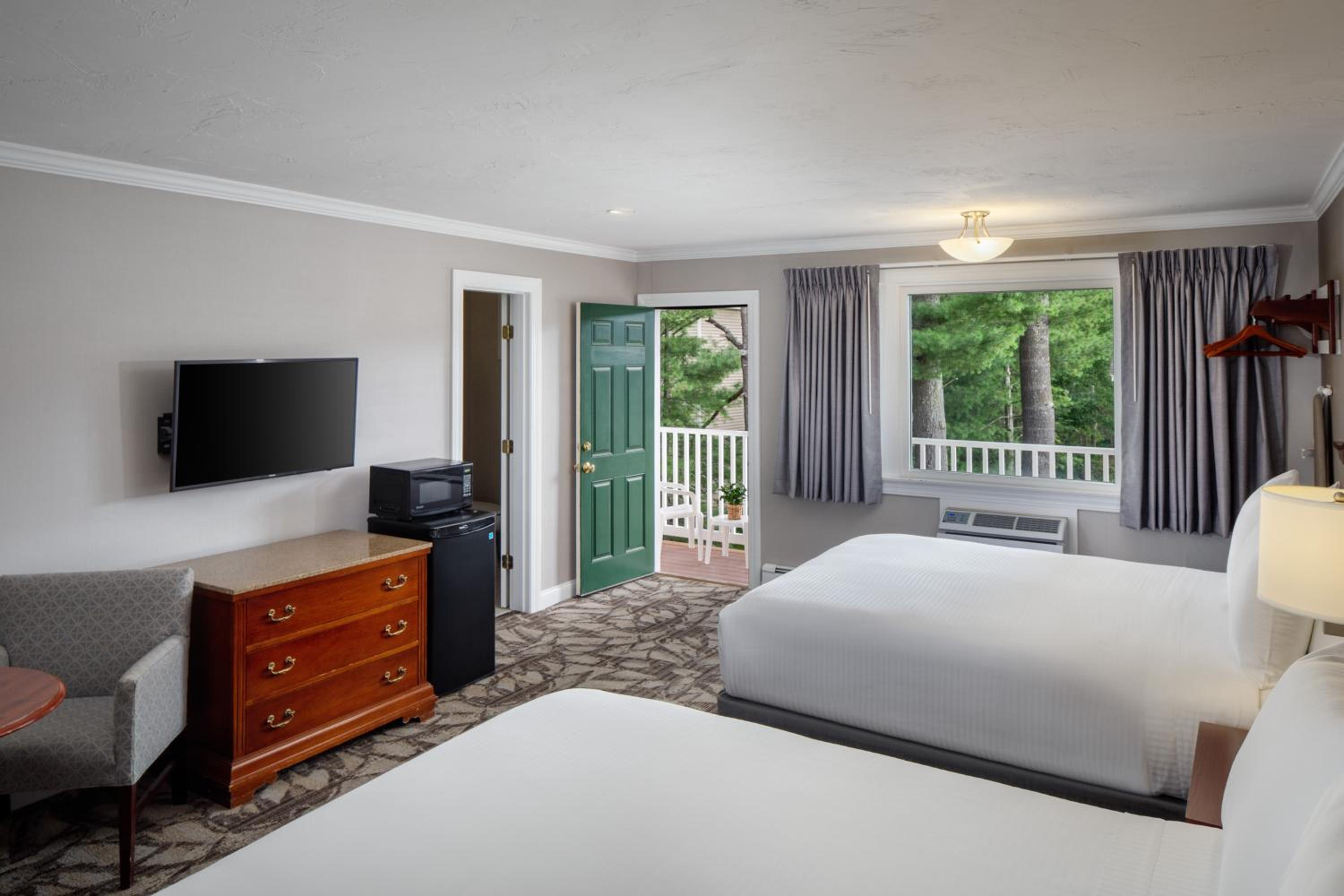Queen Room With Balcony