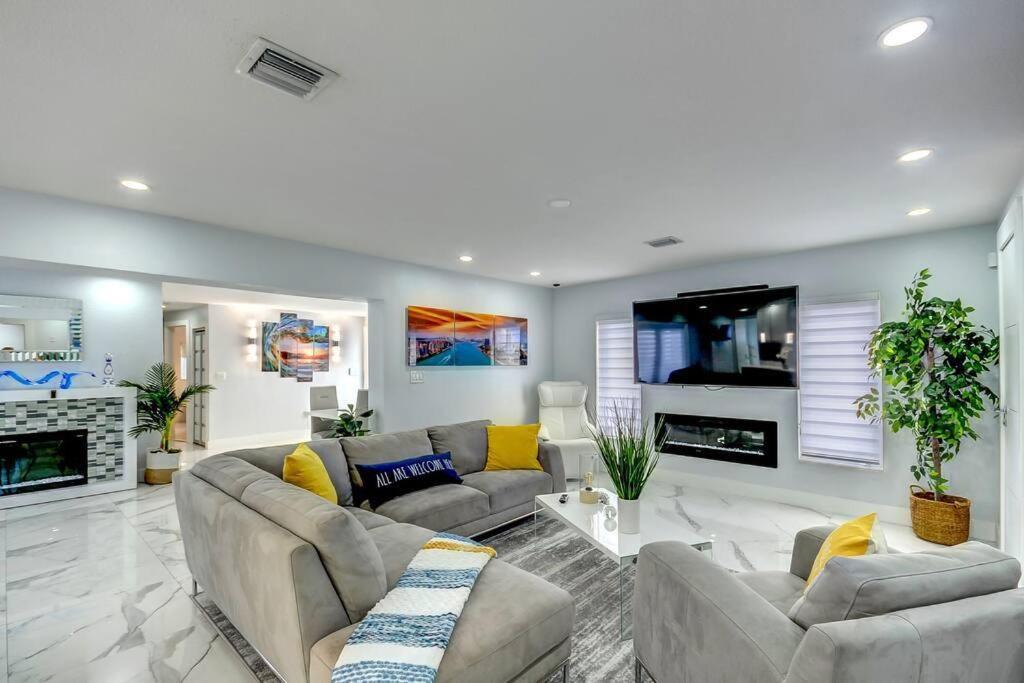 Four-Bedroom House photo 1