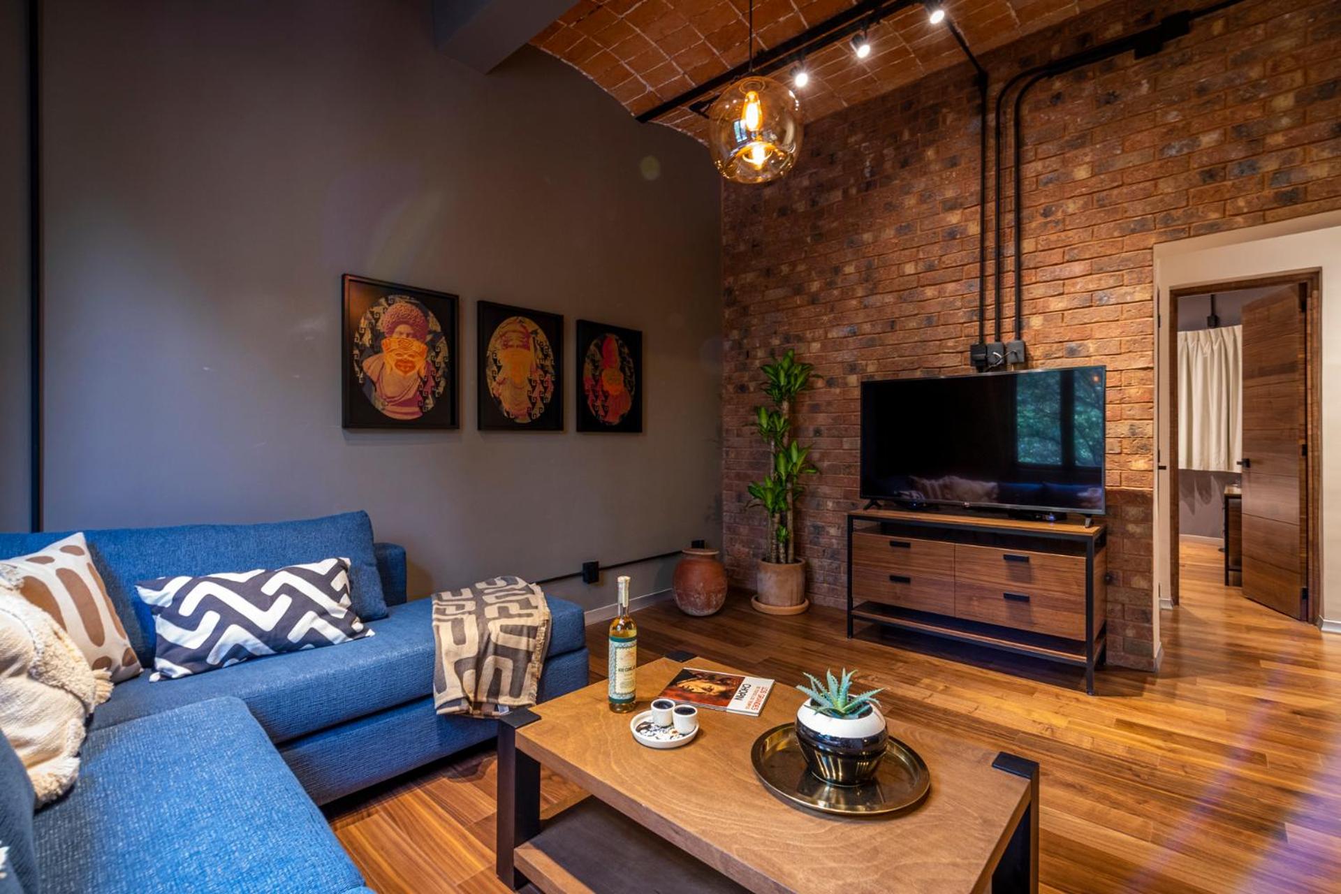 One-Bedroom Apartment