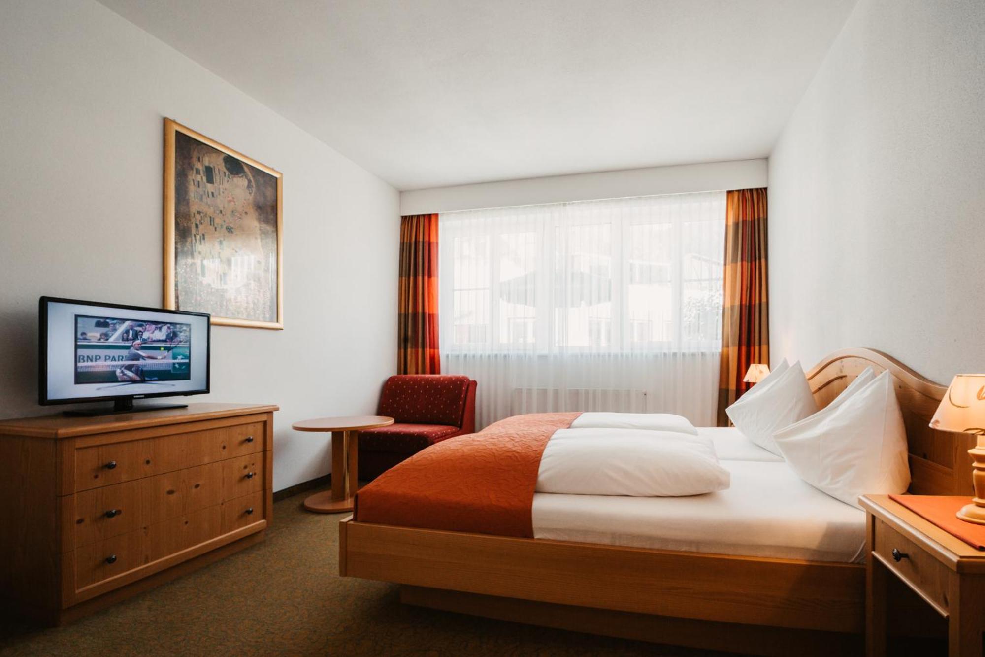 Deluxe Suite - Photo 1