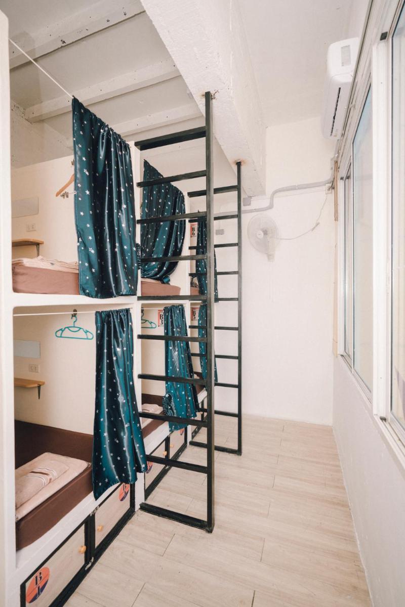 Bed in 6-Bed Mixed Dormitory Room photo 2