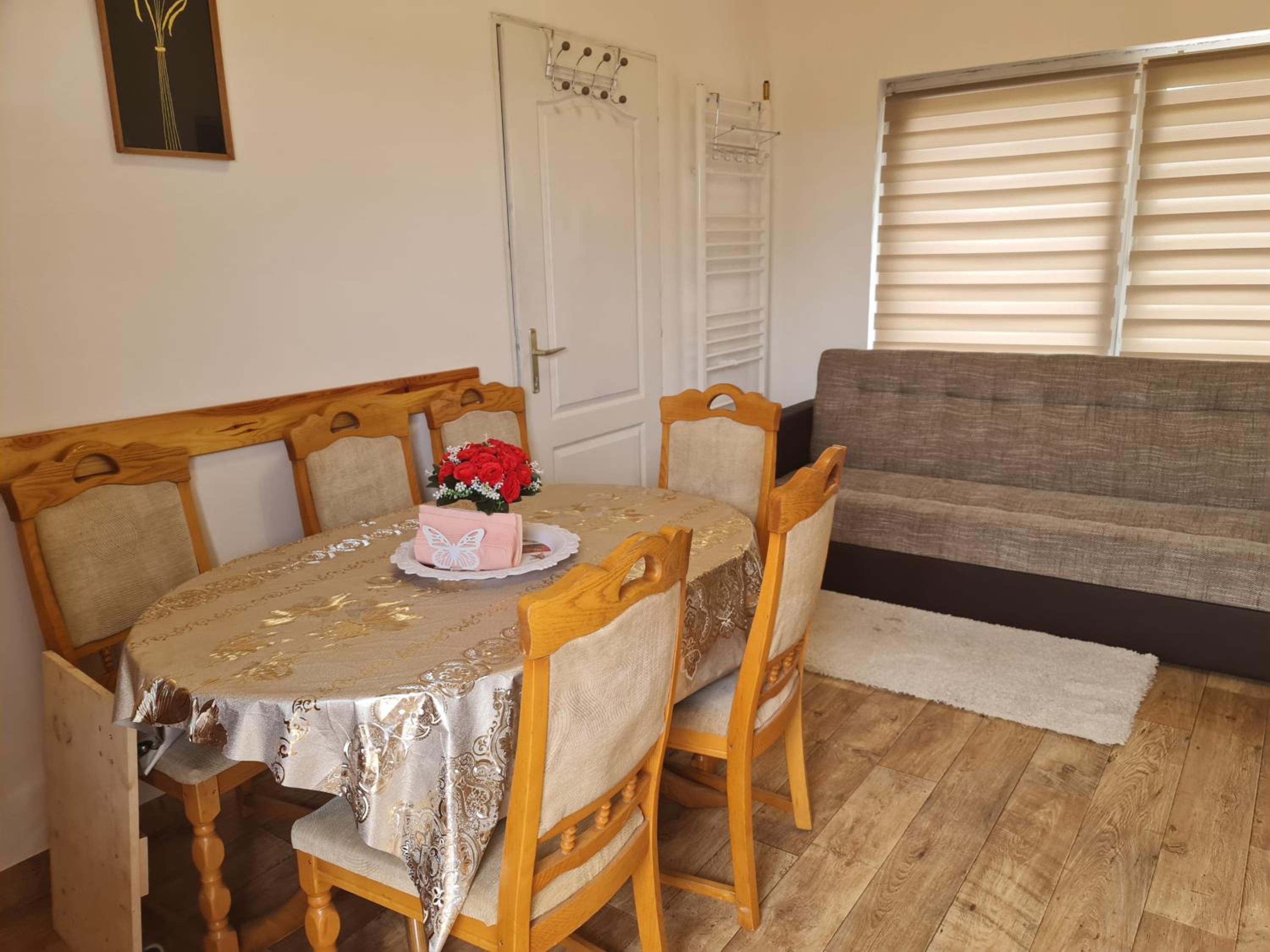 Two-Bedroom Apartment - Photo 9