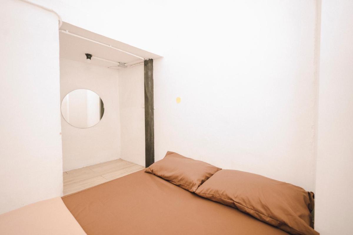 Standard Double Room with Shared Bathroom photo 2