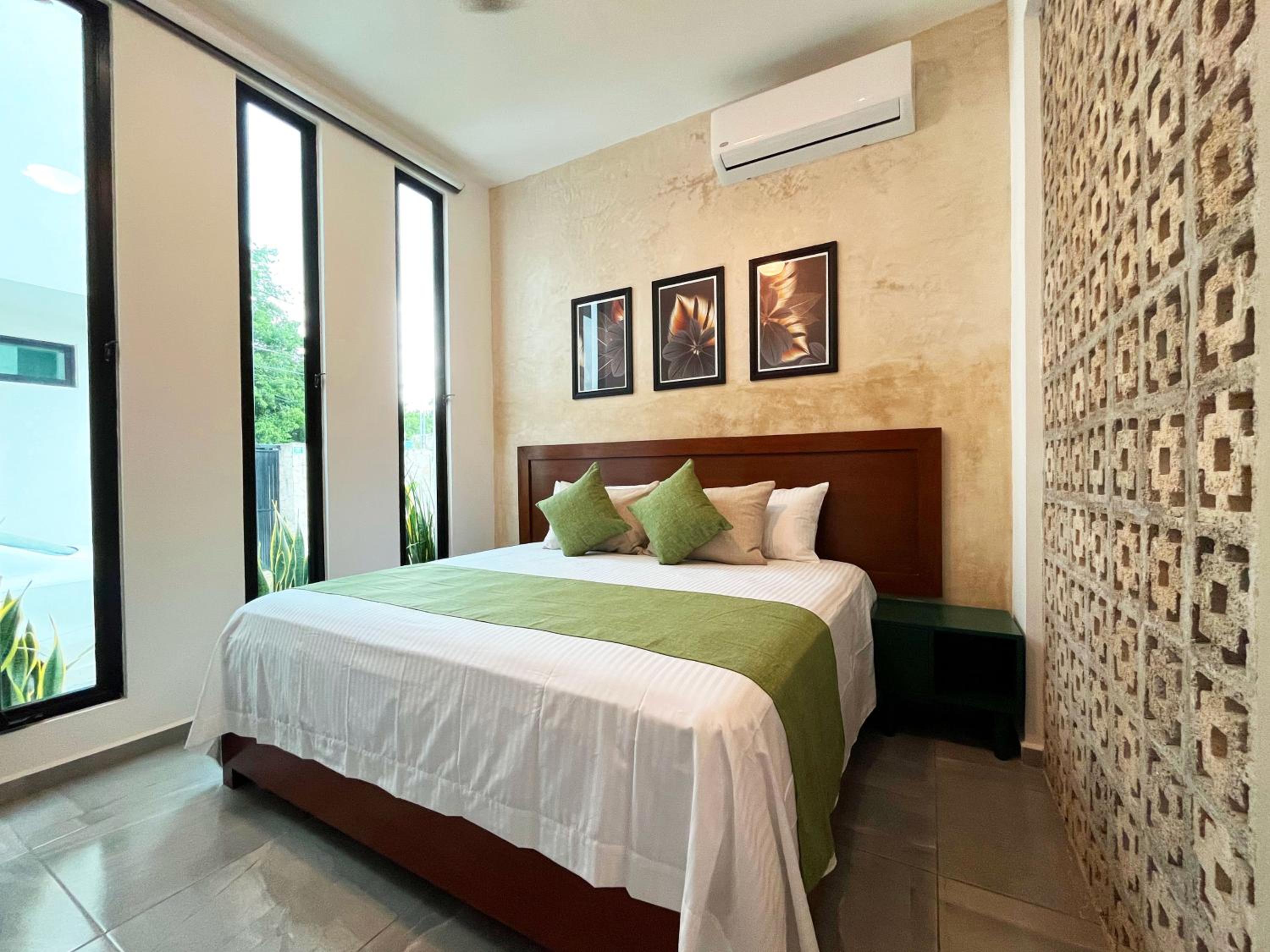 Superior Queen Room with Two Queen Beds photo 1