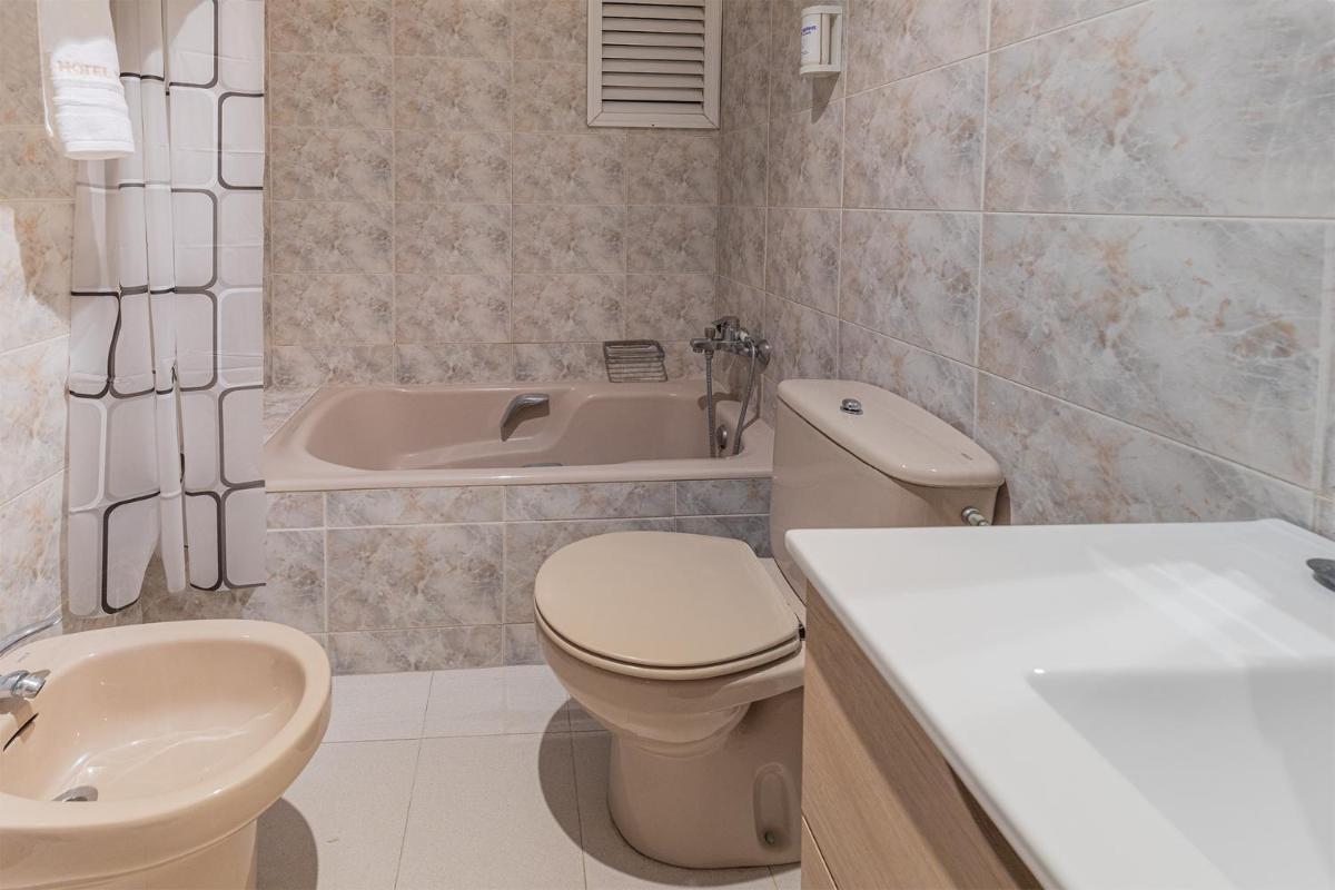 Budget Triple Room photo 3