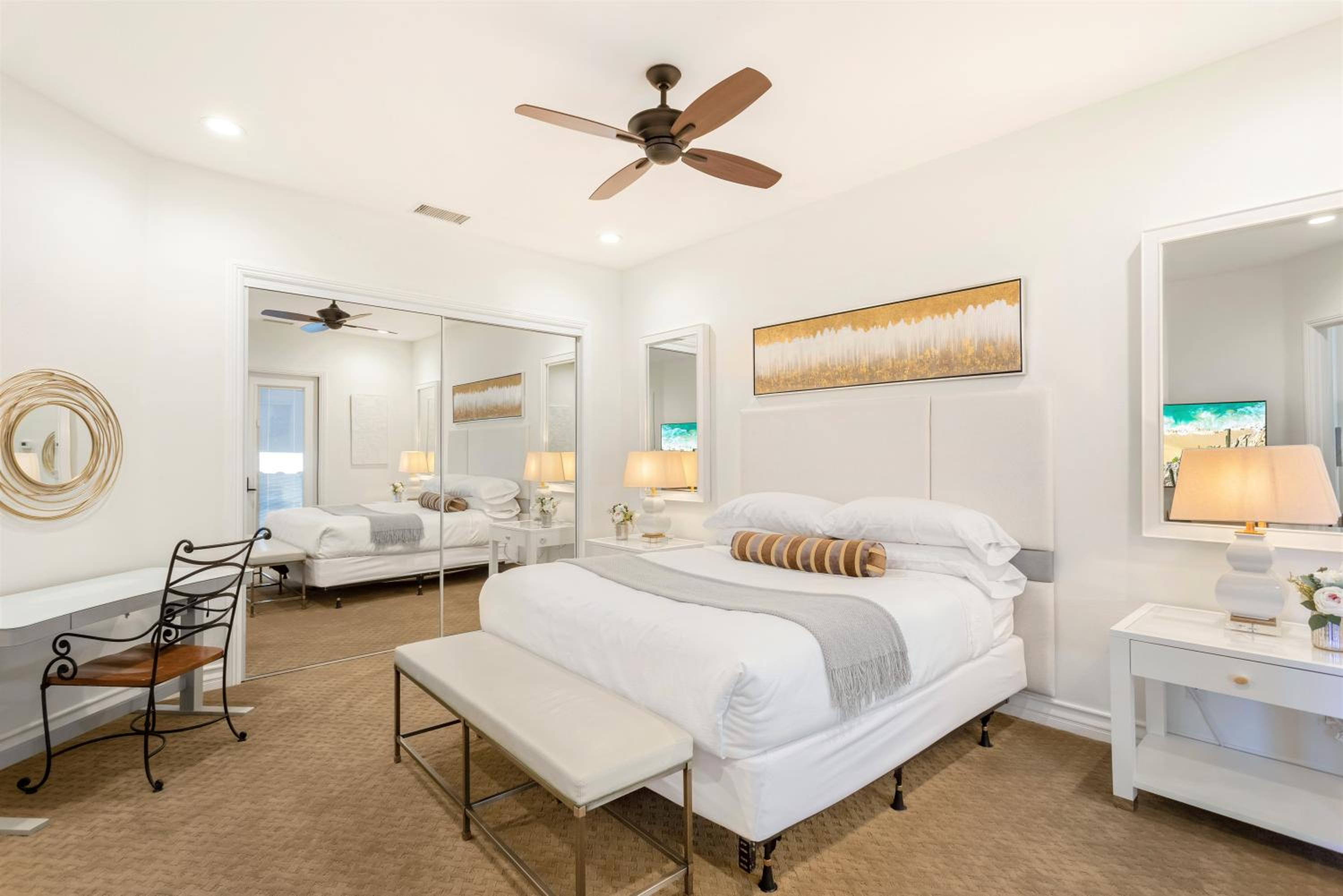 King Suite - Photo 4