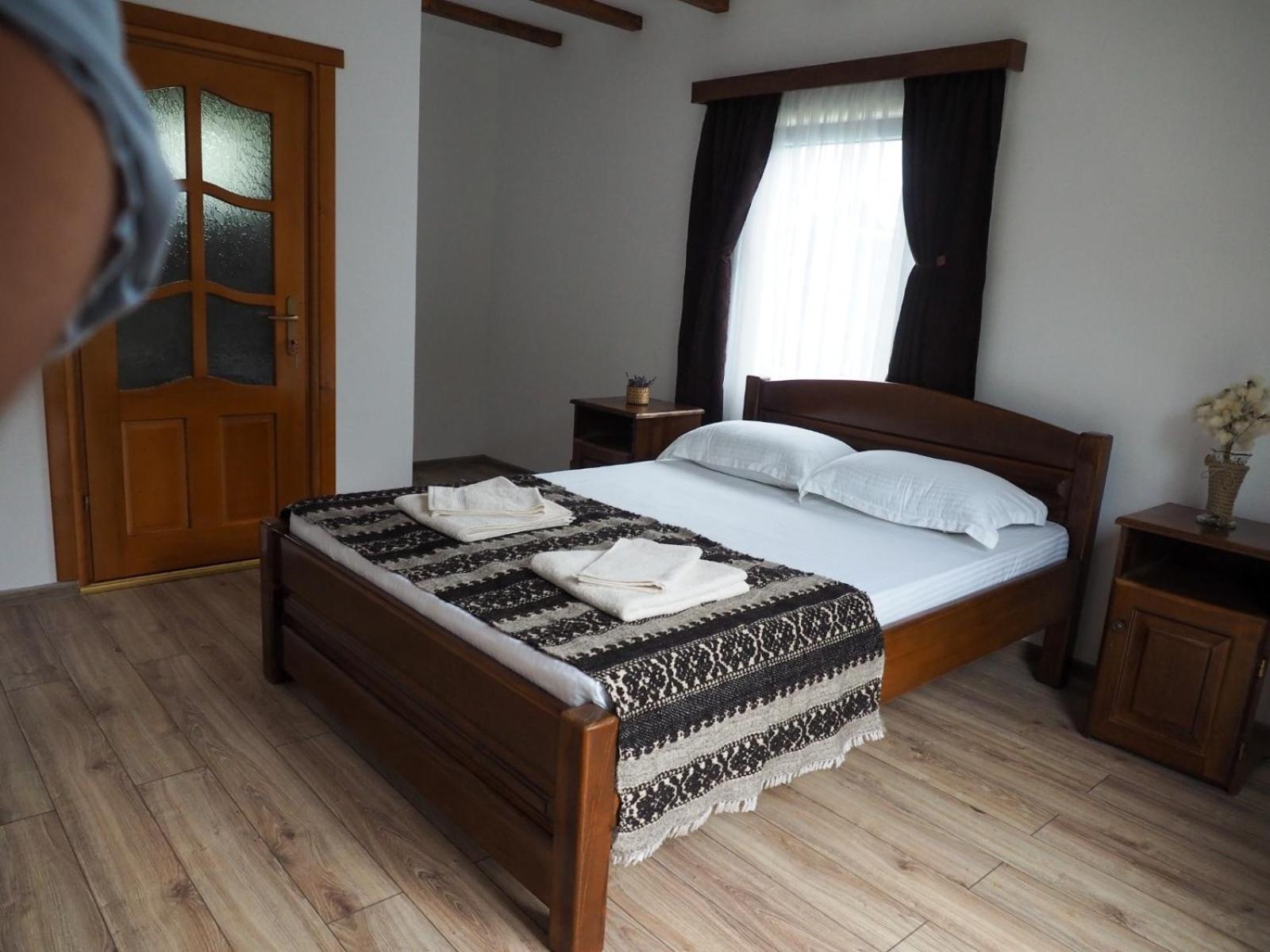 Double Room - Photo 2