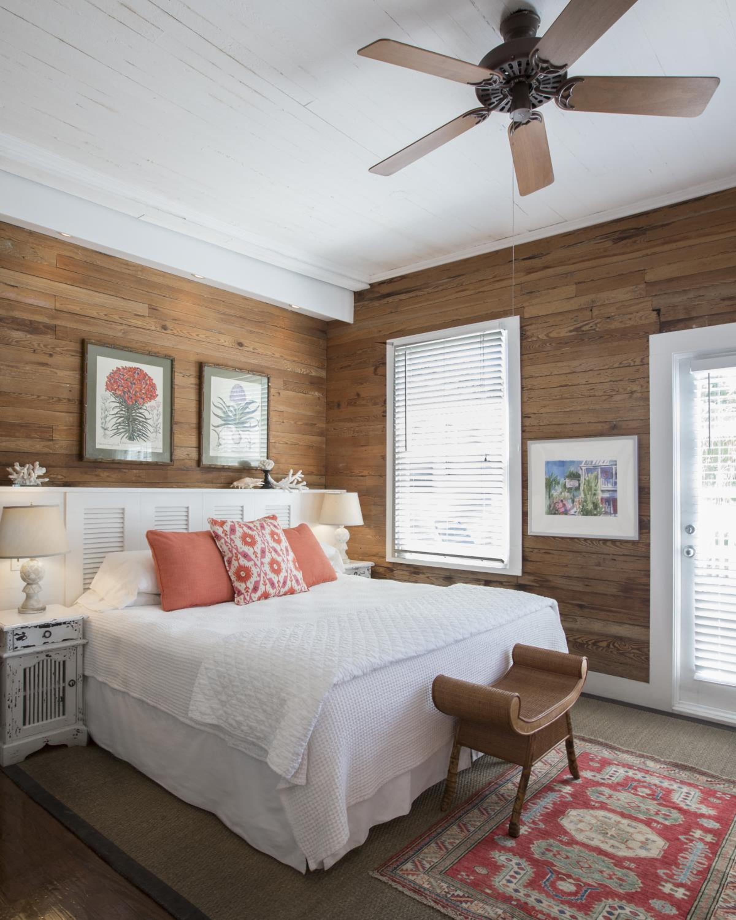 Deluxe King Room - Photo 6