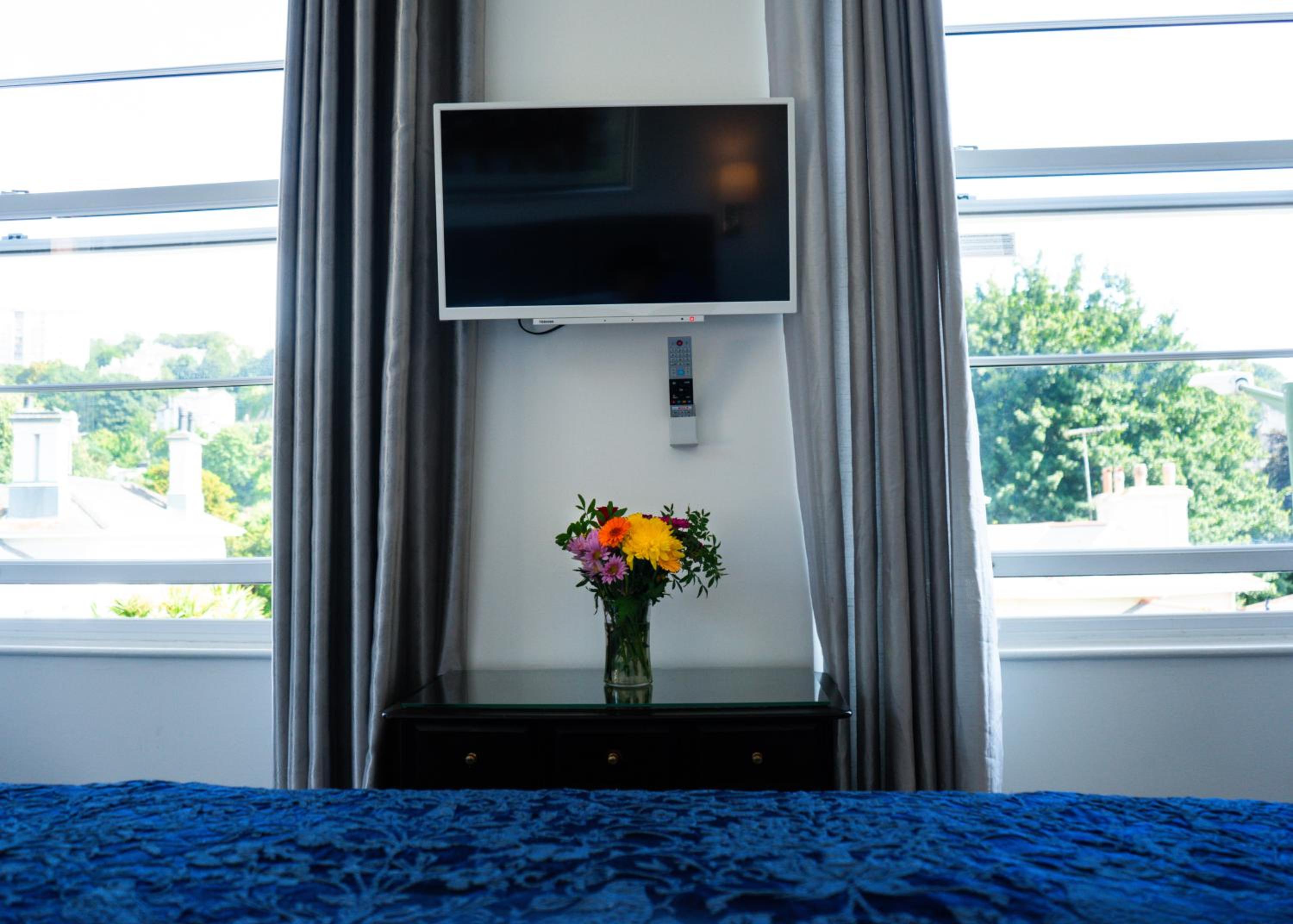 Deluxe Double Room - Photo 9
