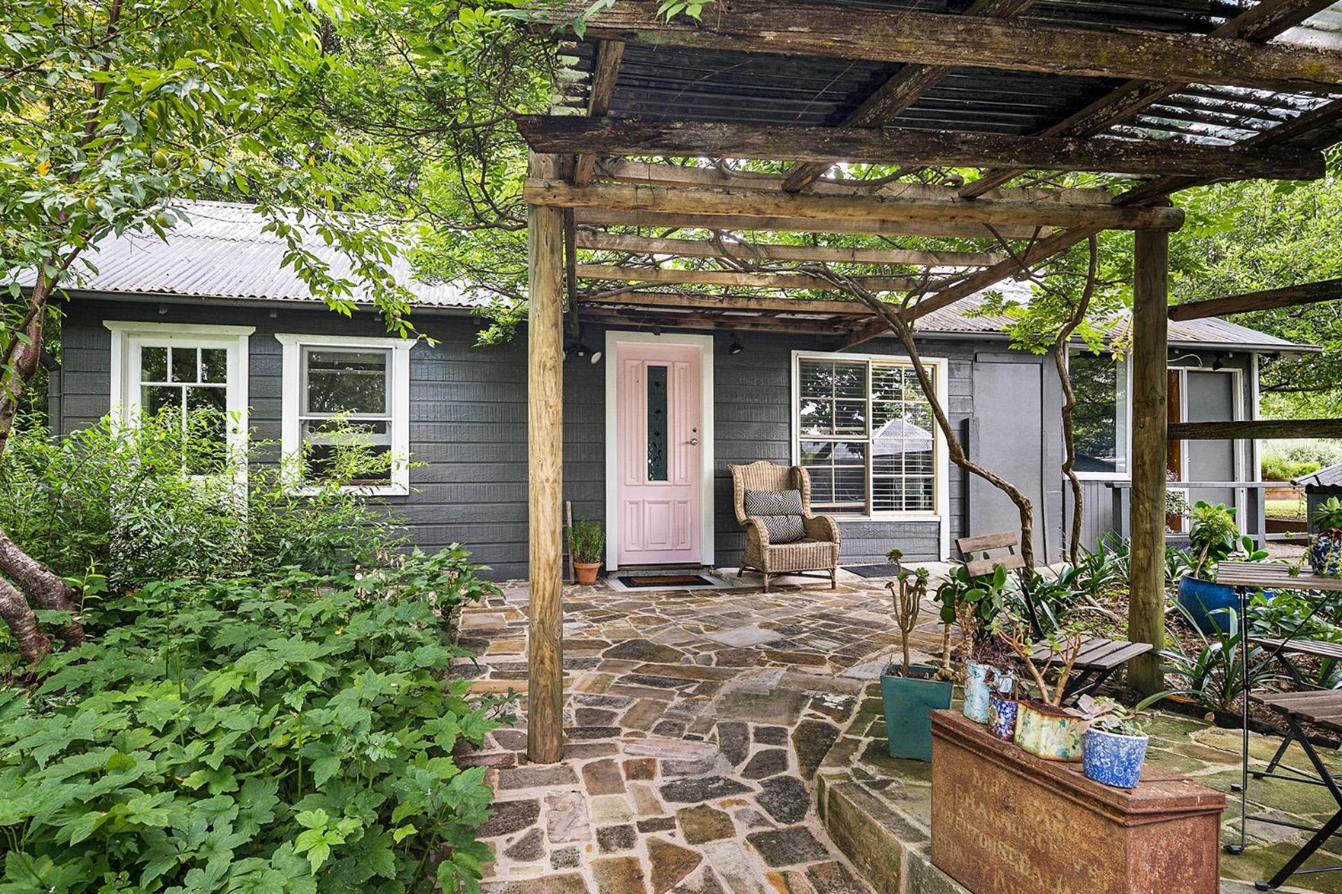 Two-Bedroom Cottage photo 2