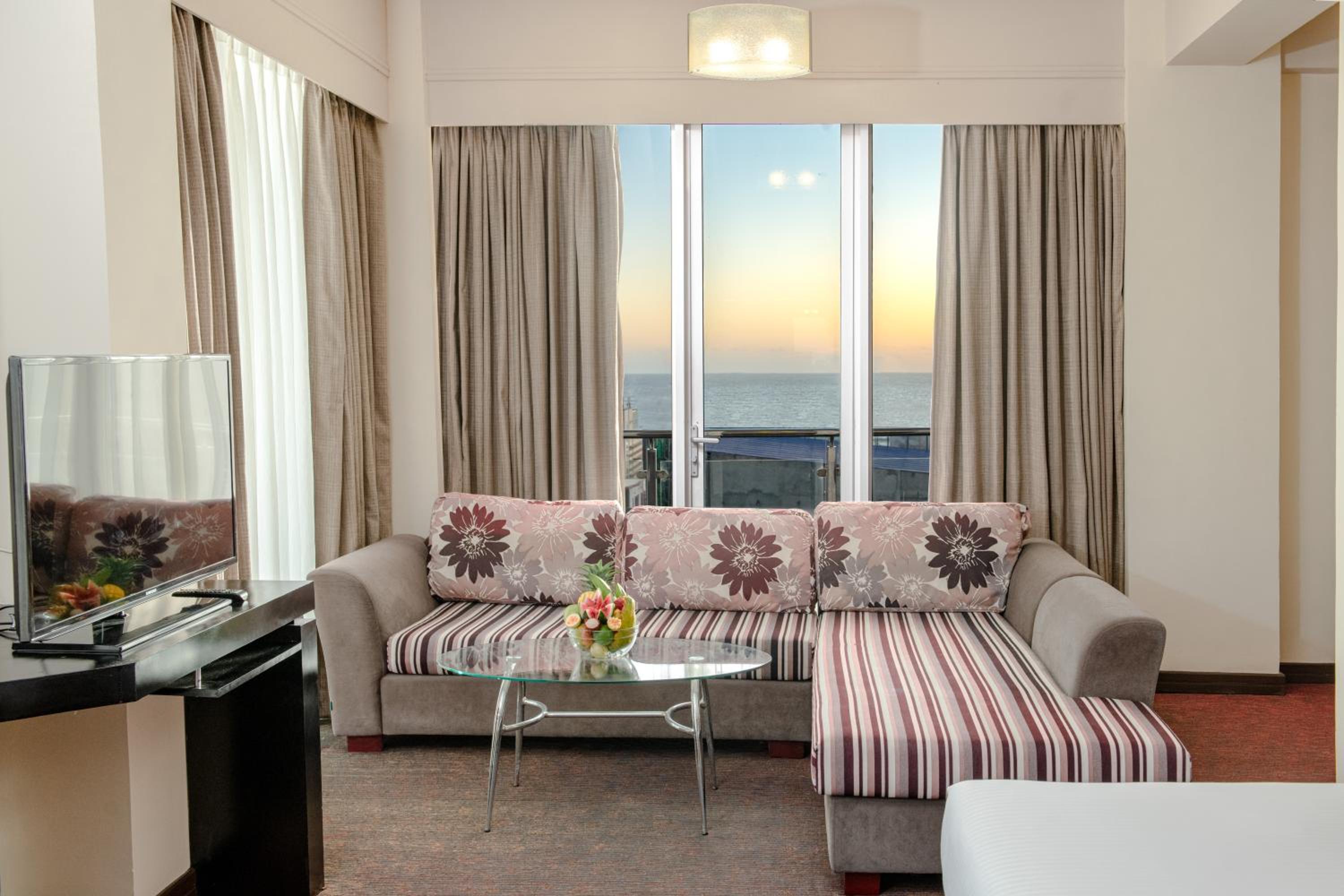 Suite with Balcony photo 3