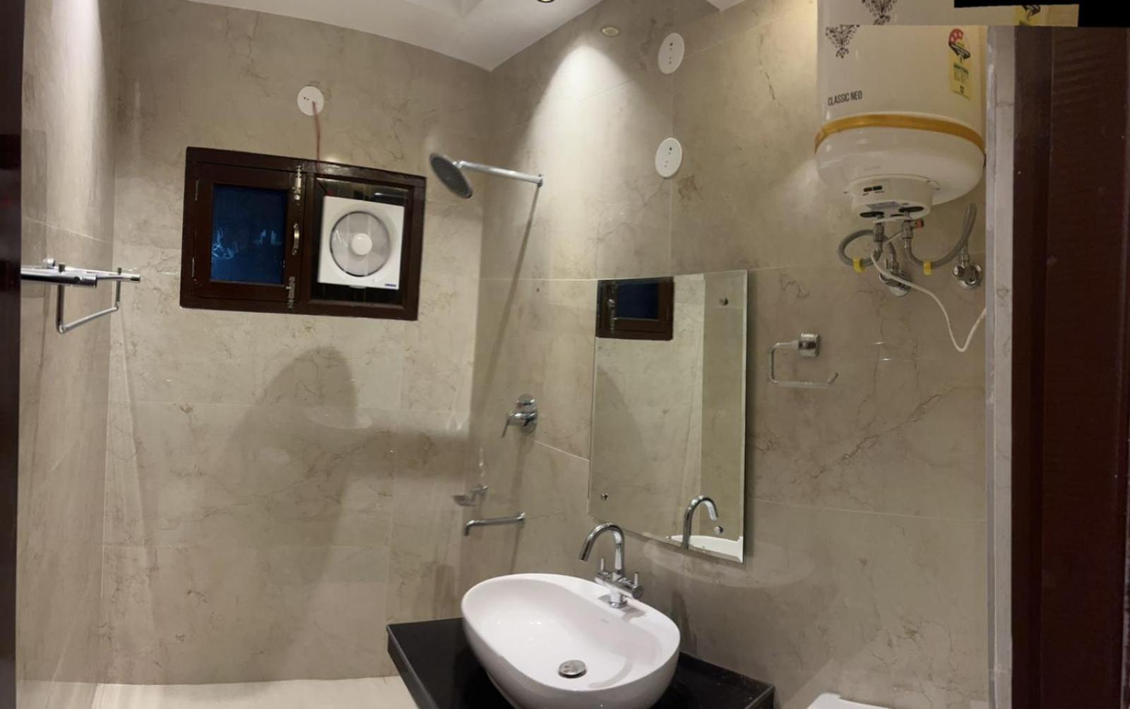 Deluxe Double Room photo 3