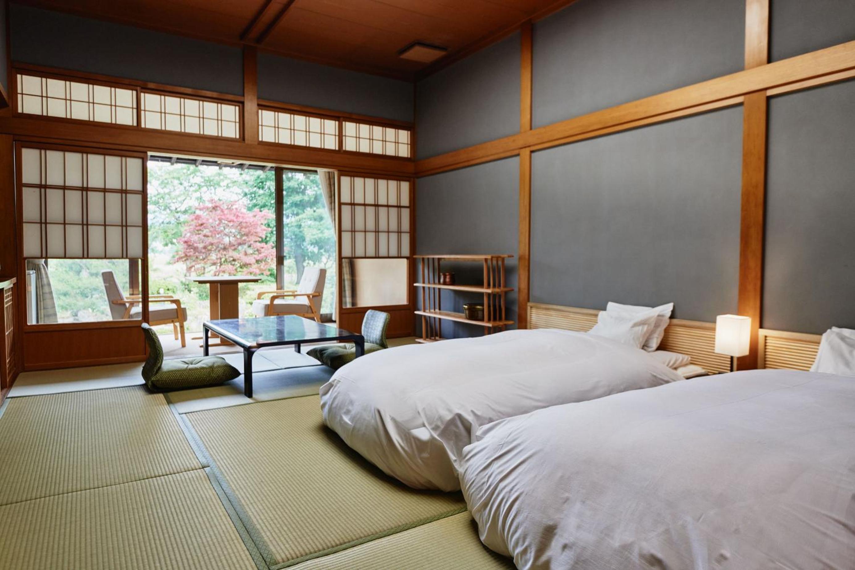 Japanese-Style Superior Room with Bed & Open Air Bath photo 1