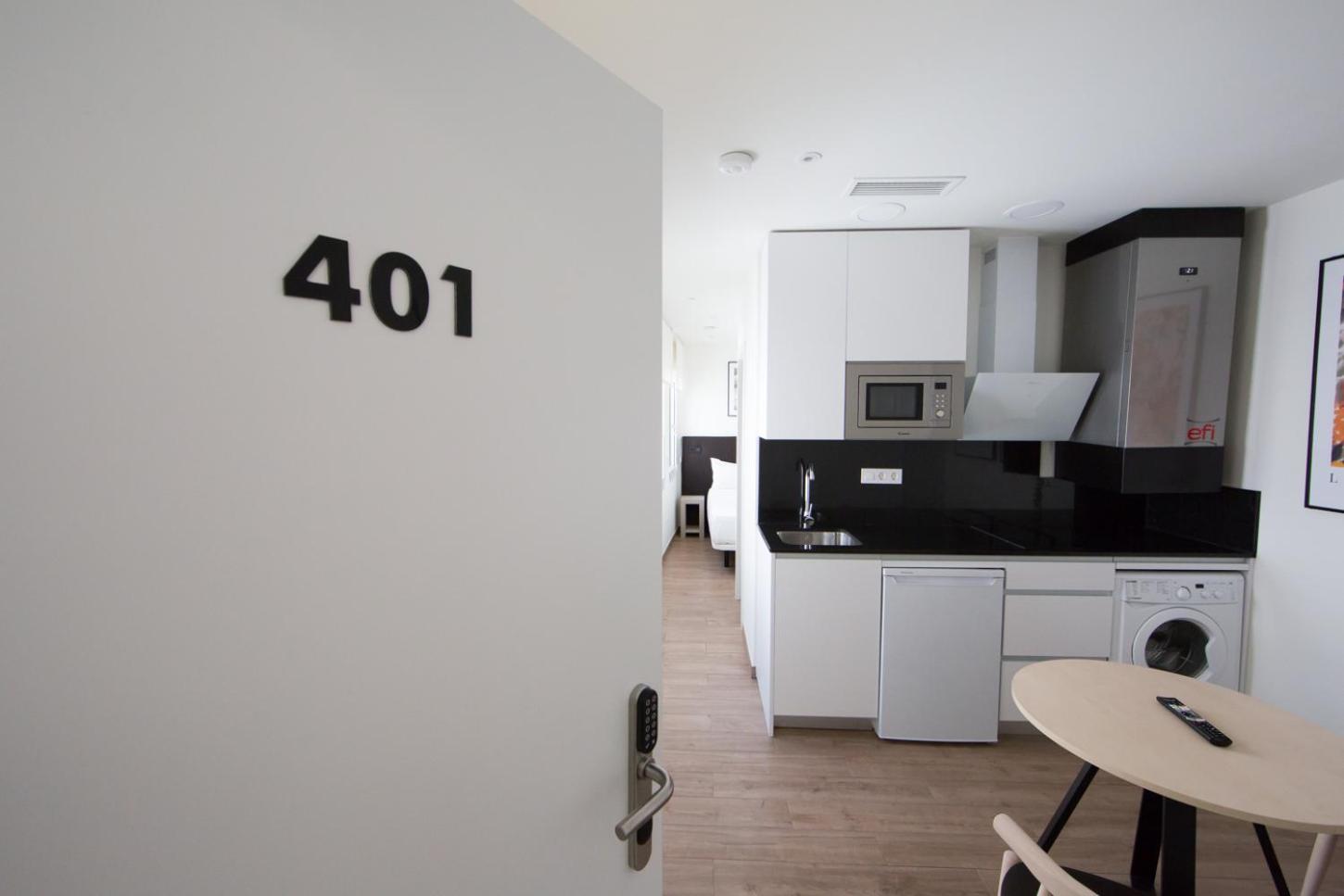 Studio Apartment photo 2