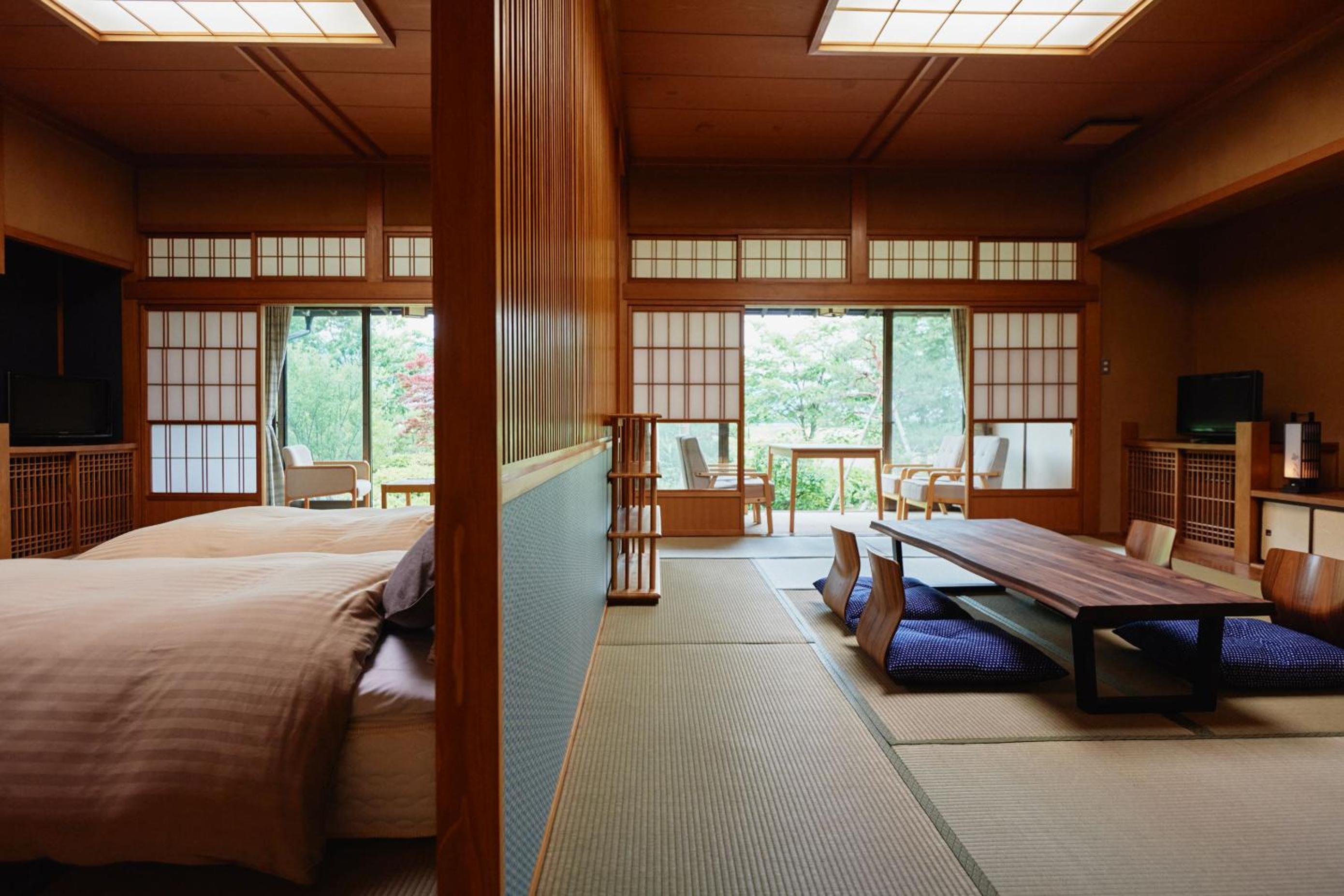 Japanese-Style Junior Suite Room with Bed & Open Air Bath photo 3