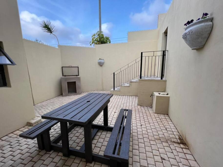 Two-Bedroom Villa - Photo 10