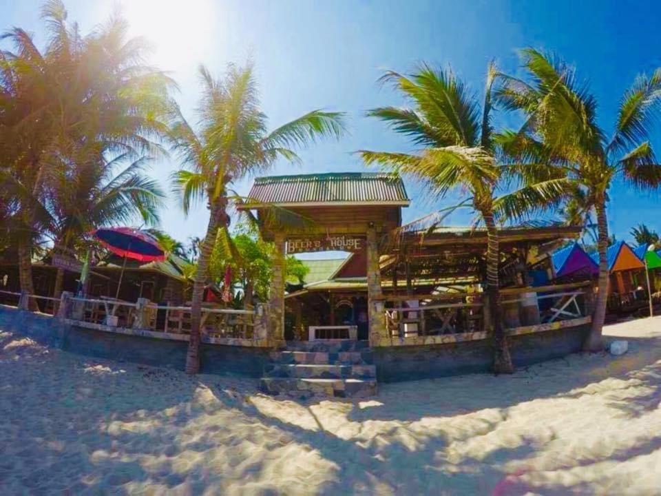 Bungalow - Beach Front photo 1