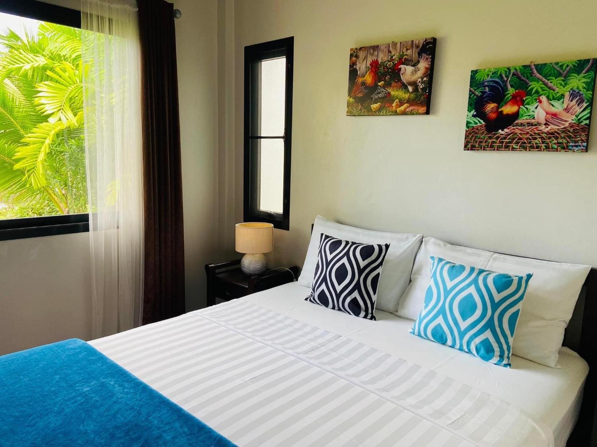 One-Bedroom House photo 1