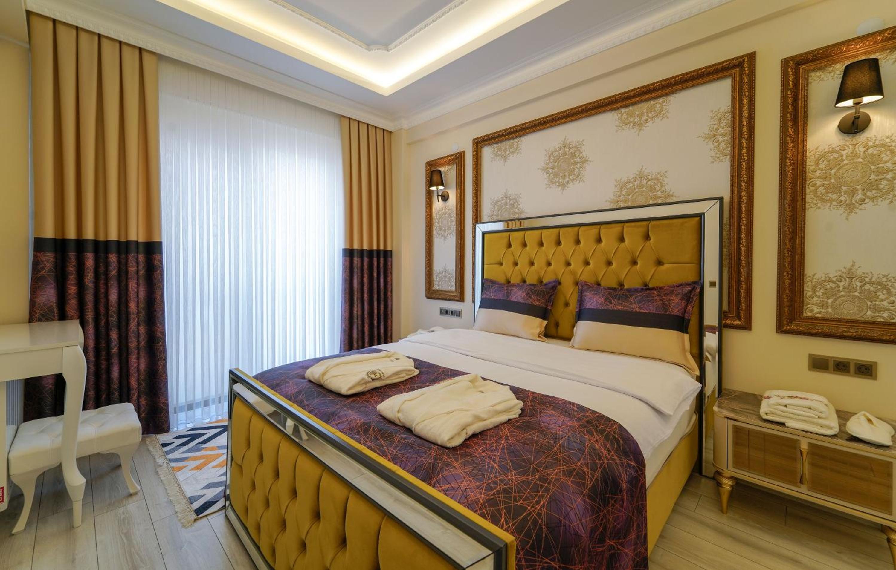 King Suite - Photo 12