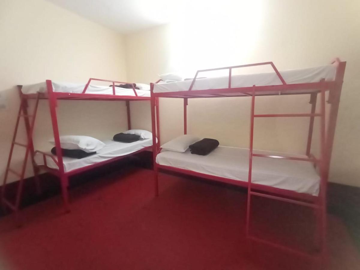 4-Bed Mixed Dormitory Room photo 2