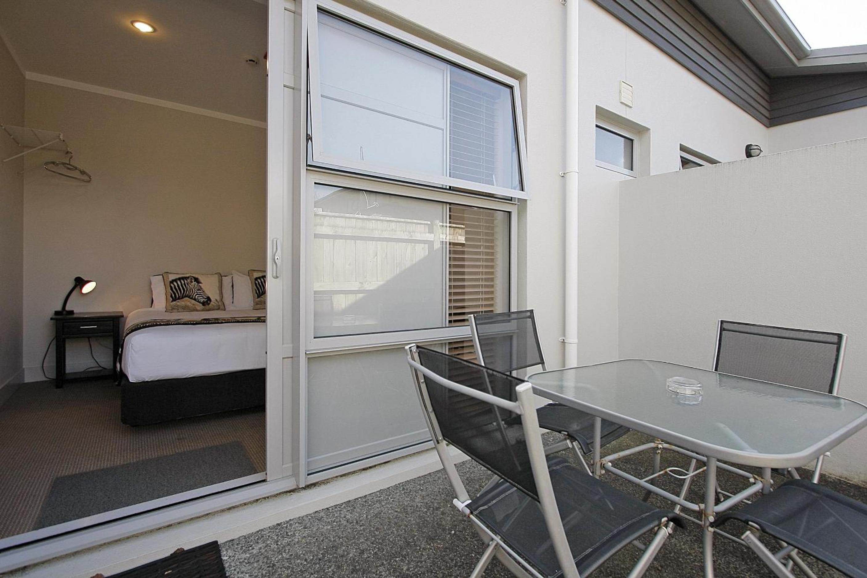 Two-Bedroom Apartment - Photo 5