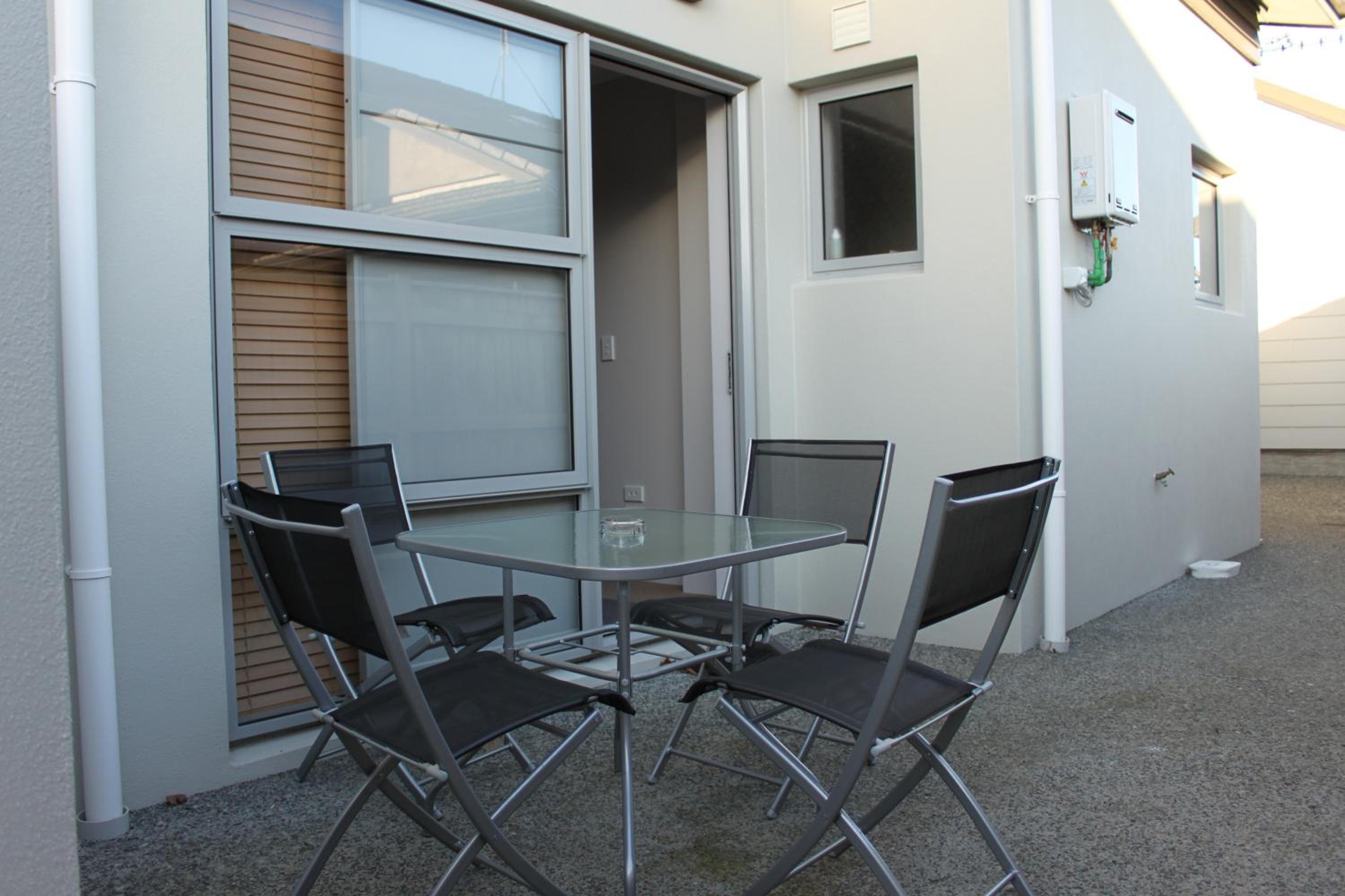 Two-Bedroom Apartment - Photo 8