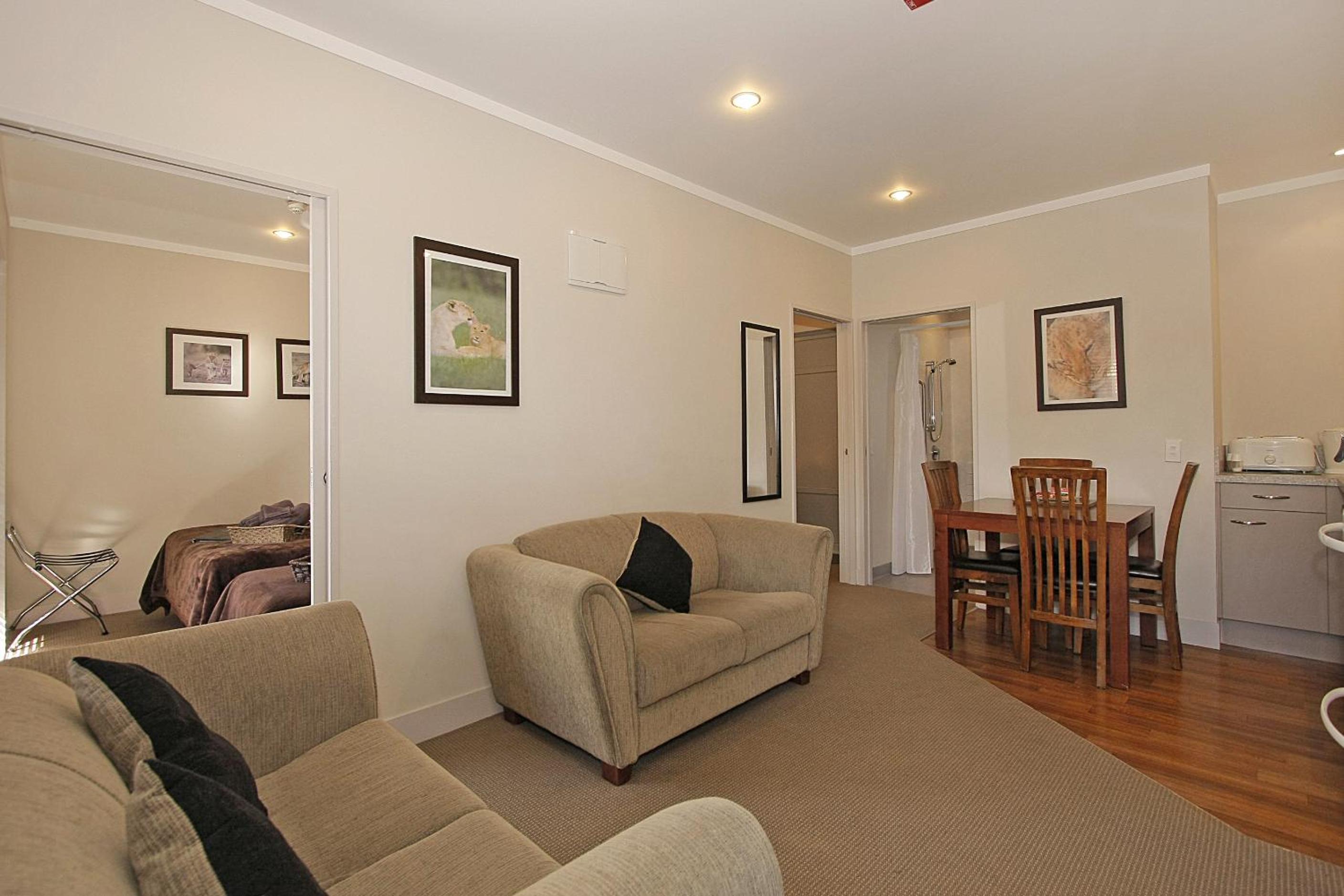 Two-Bedroom Apartment - Photo 9