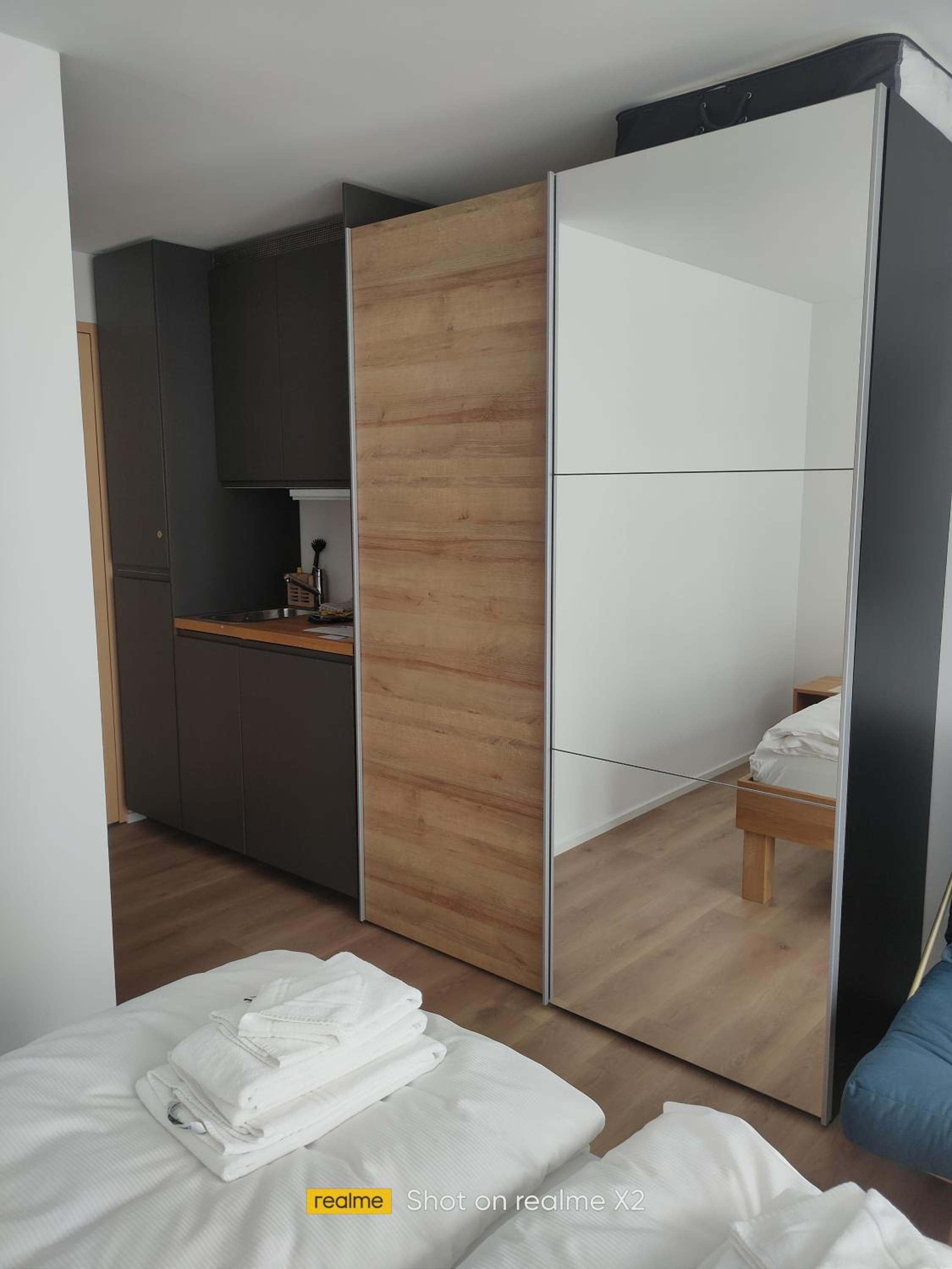 Deluxe Double or Twin Room with Mountain View photo 3