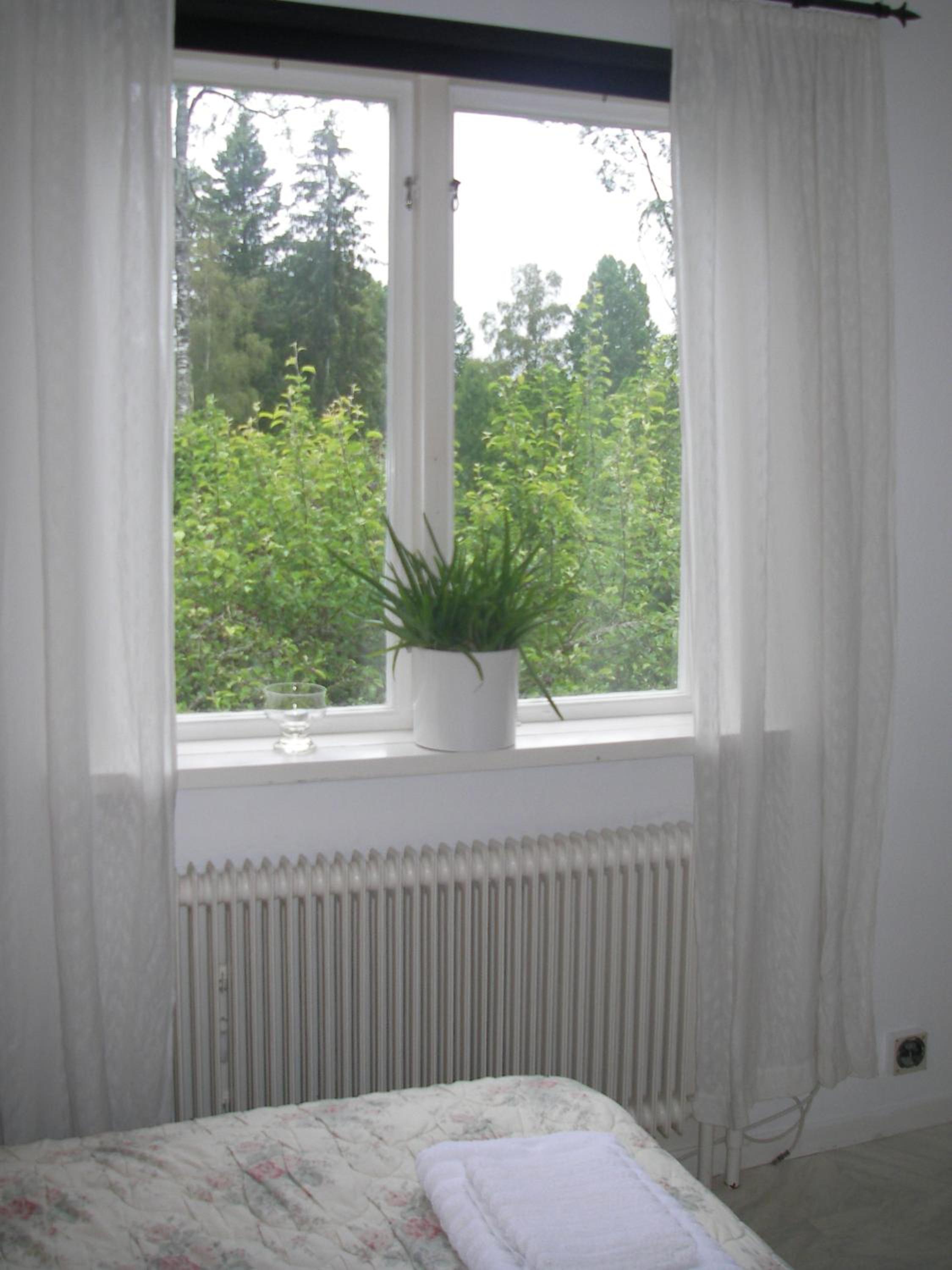 Double or Twin Room with Shared Bathroom photo 3