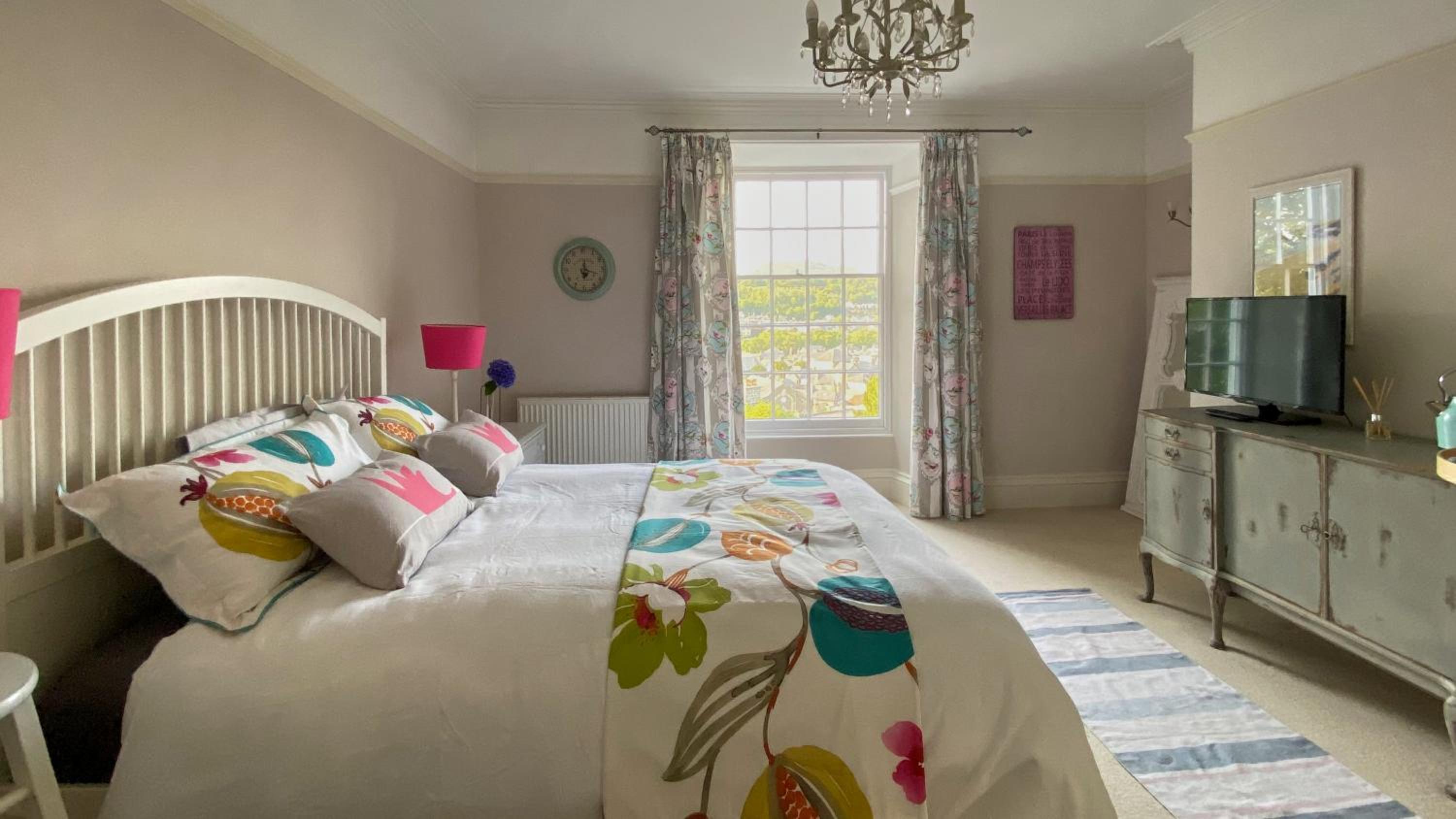 King Room with Garden View - Photo 6