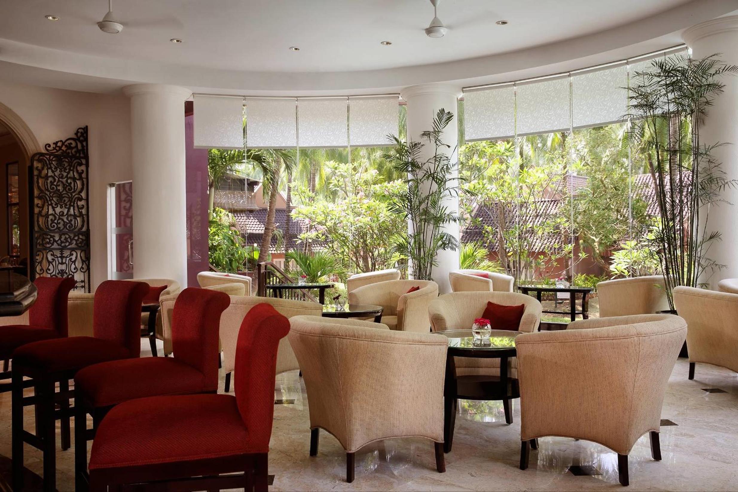Executive Suite - Photo 2