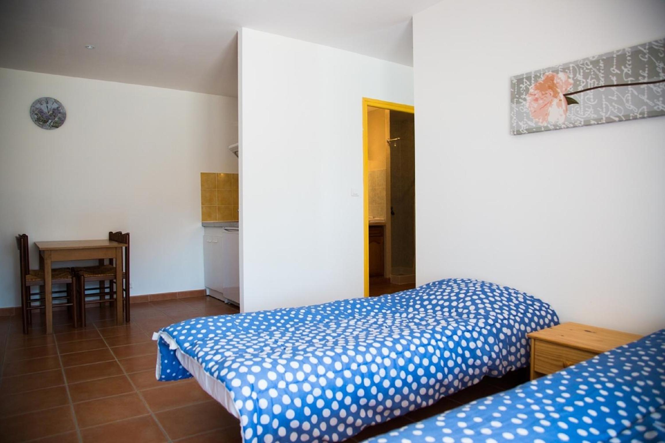 Apartment (4 Adults)