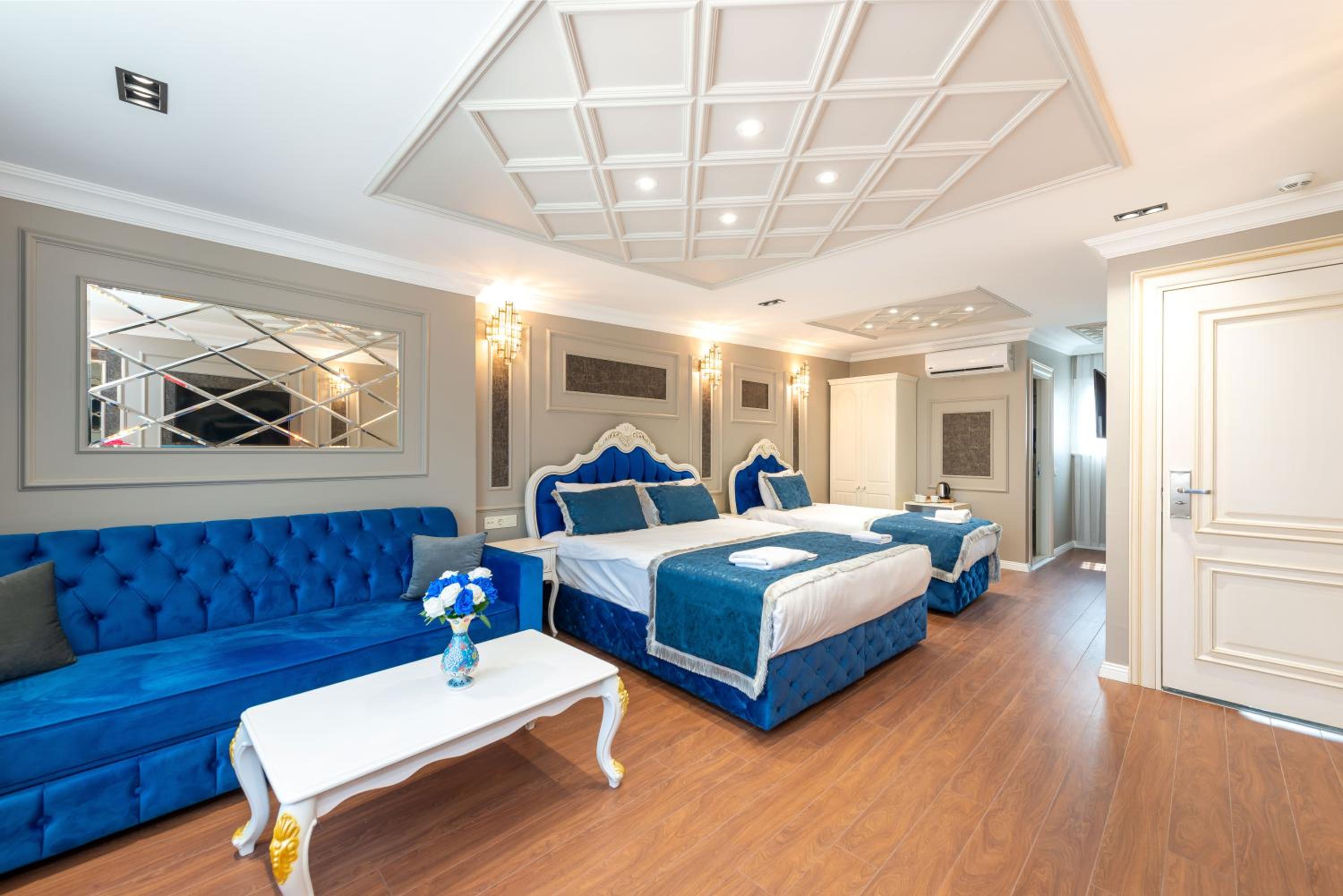 Deluxe Quadruple Room photo 1