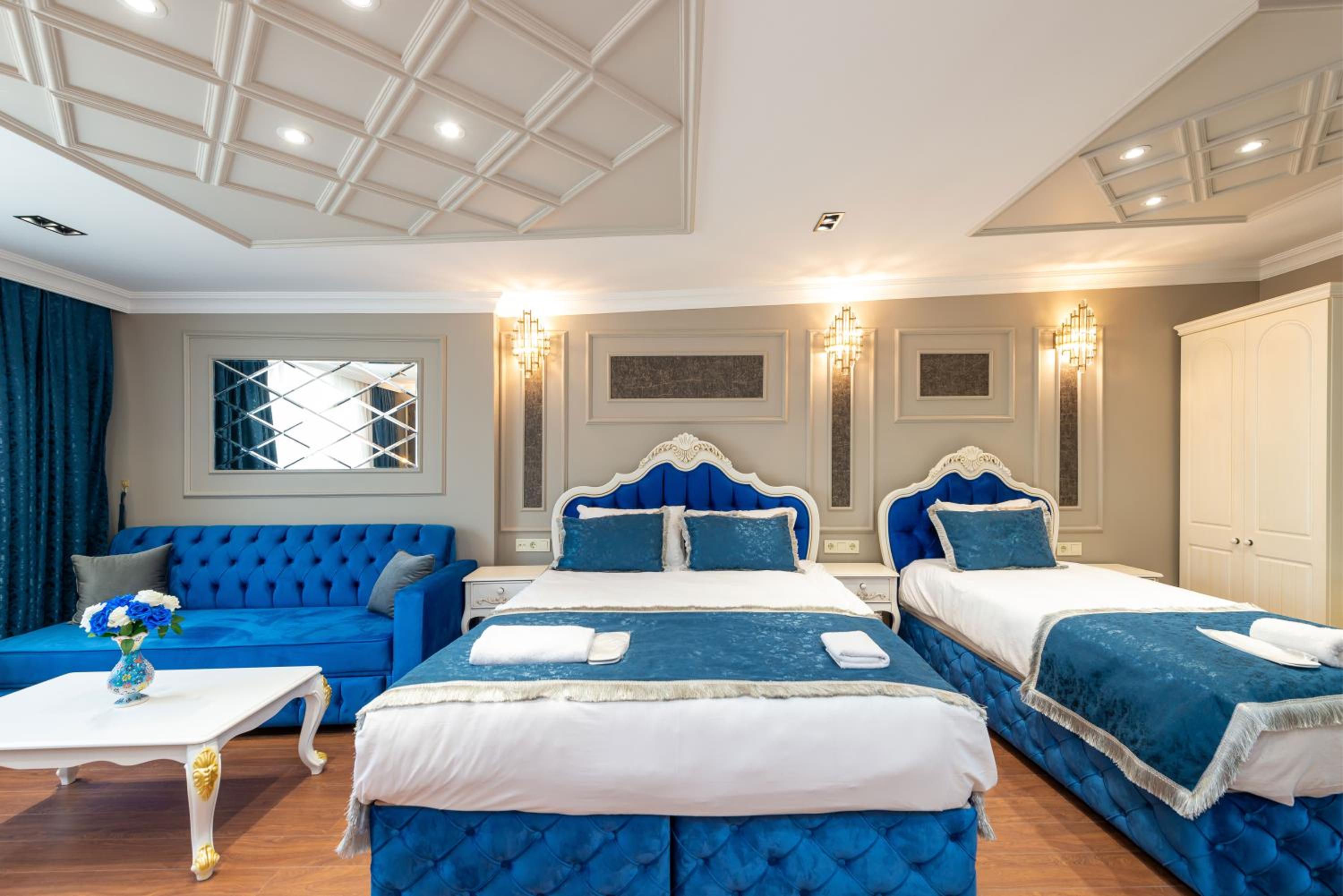 Deluxe Quadruple Room photo 2