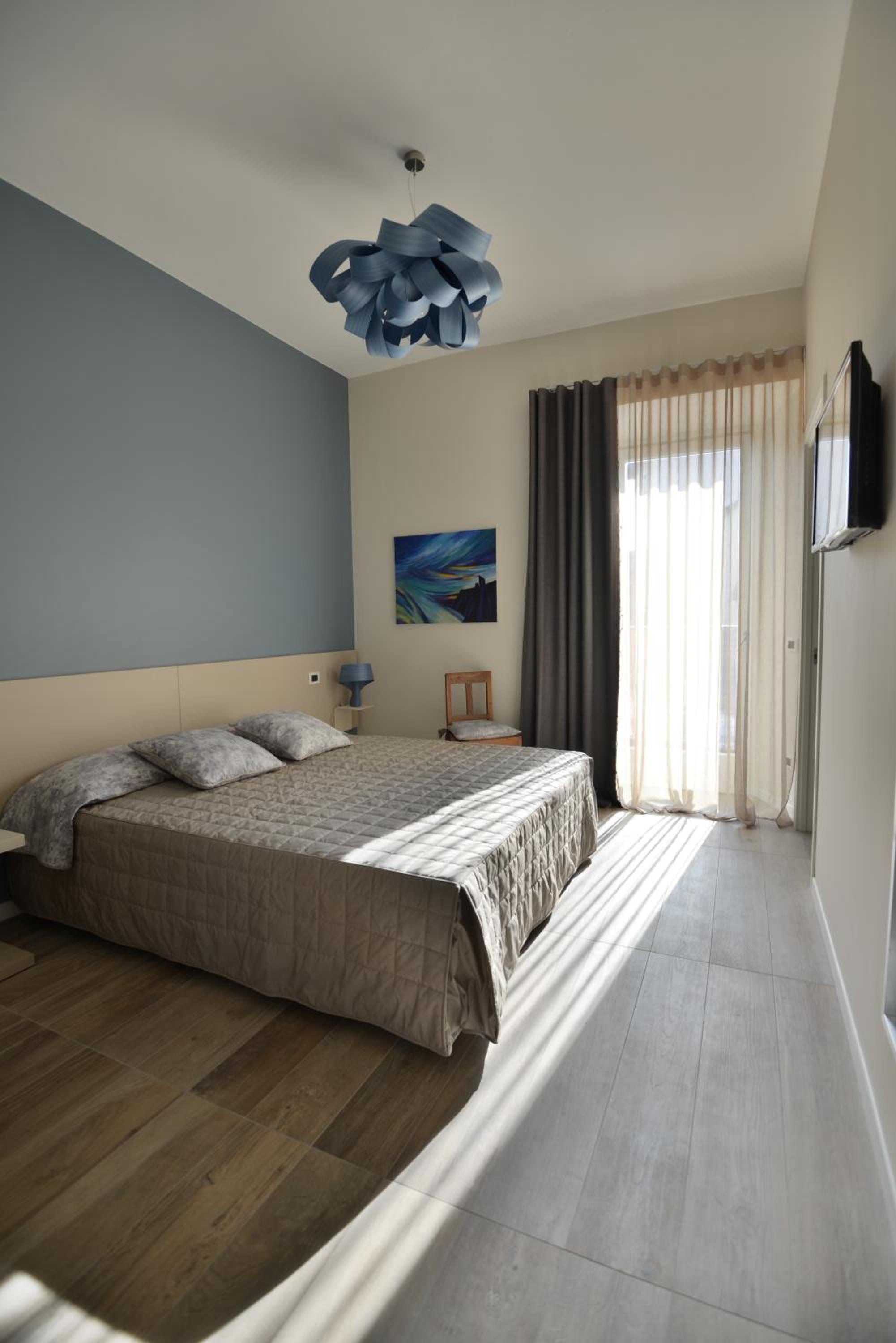 Double or Twin Room with Balcony - Photo 7