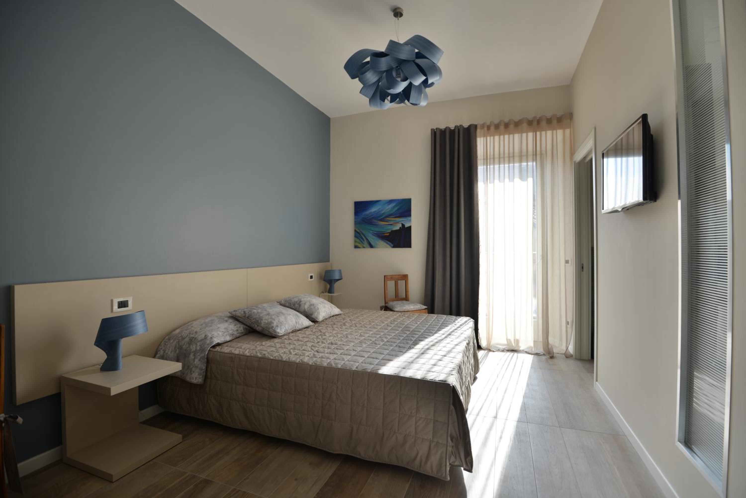 Double or Twin Room with Balcony - Photo 5