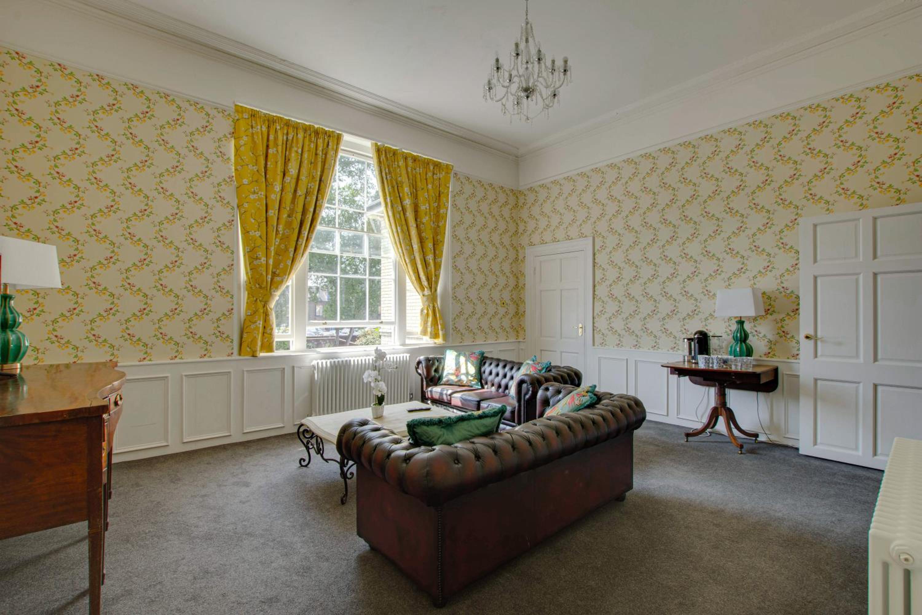 Superior Family Room - Photo 65