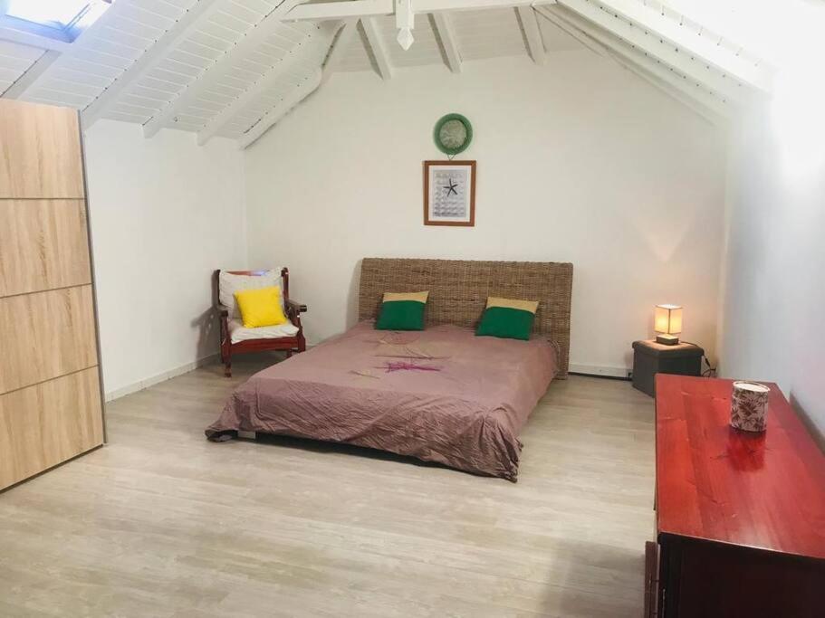Three-Bedroom Villa photo 1