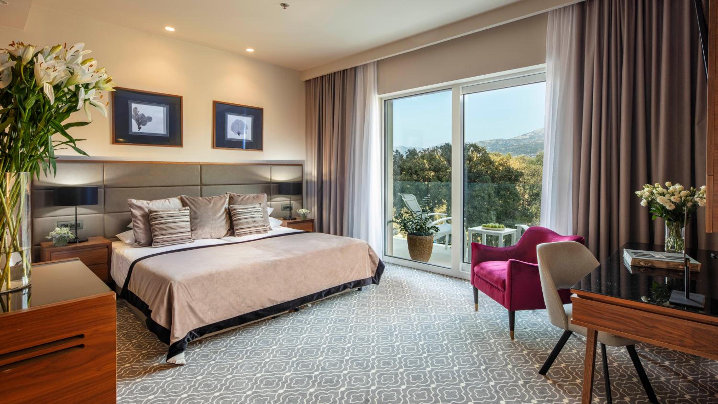 Luxury Double or Twin Room with Balcony