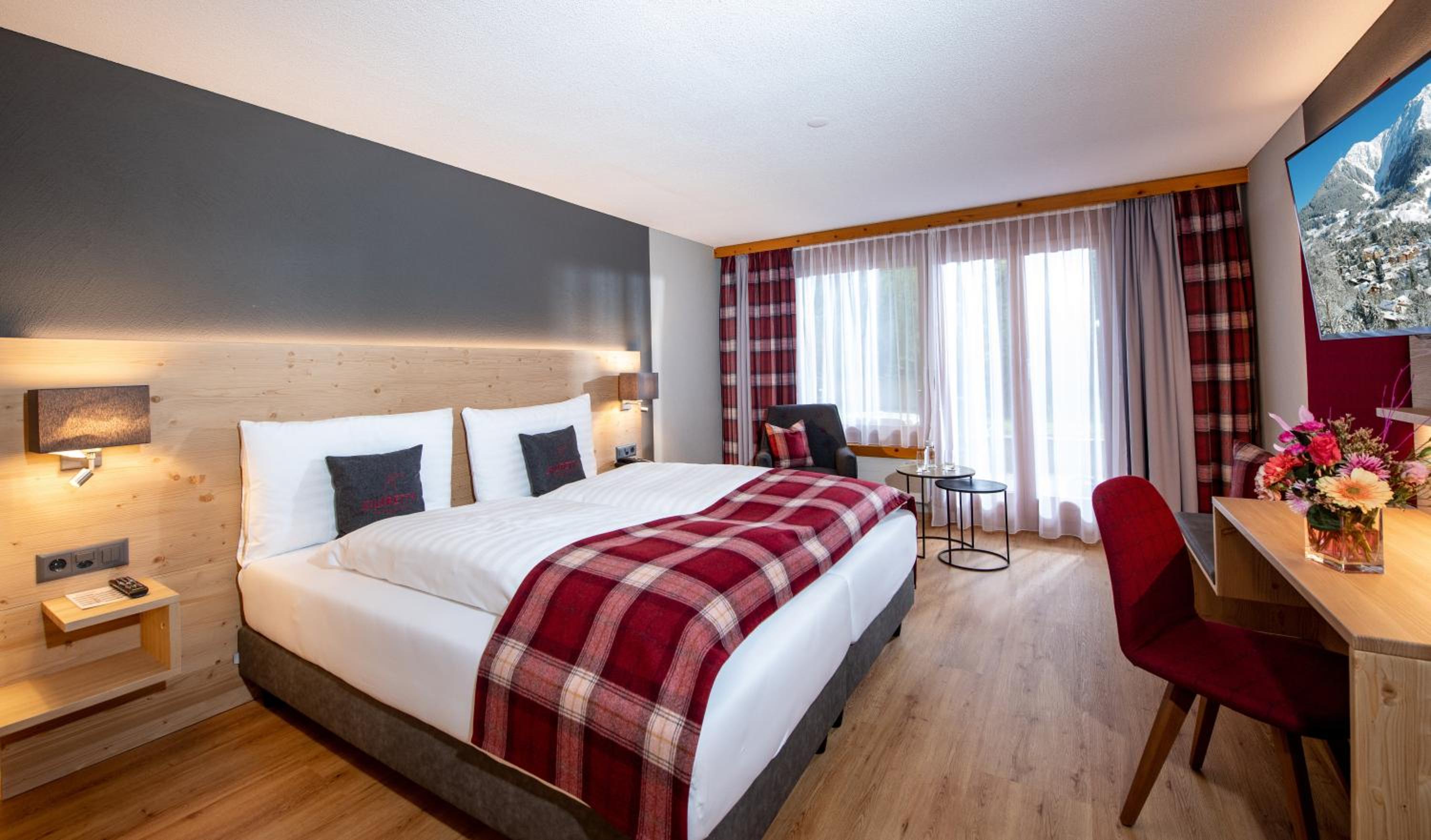 Standard Double Room with Balcony - Photo 6