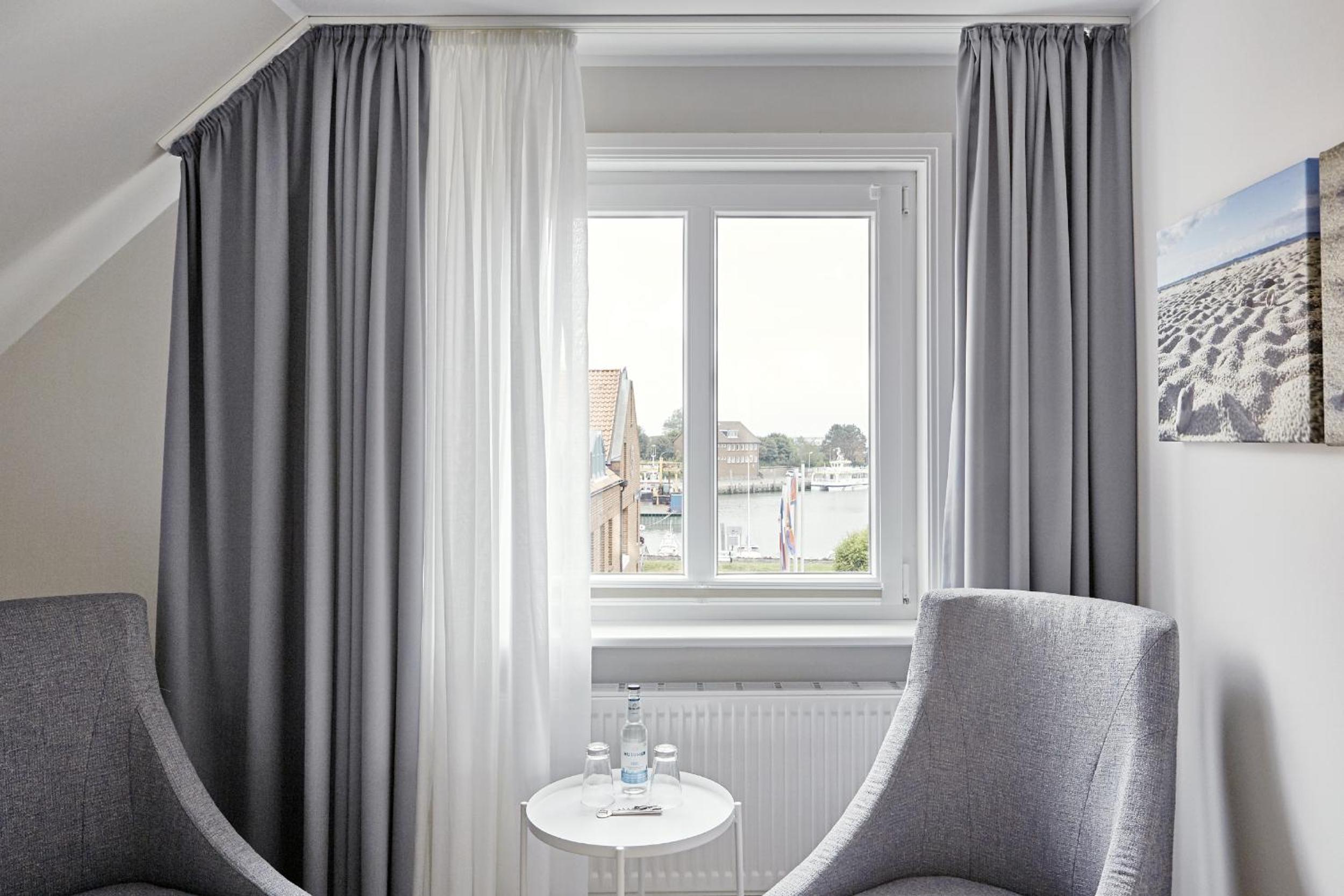 Double Room with Port View (second floor) photo 2