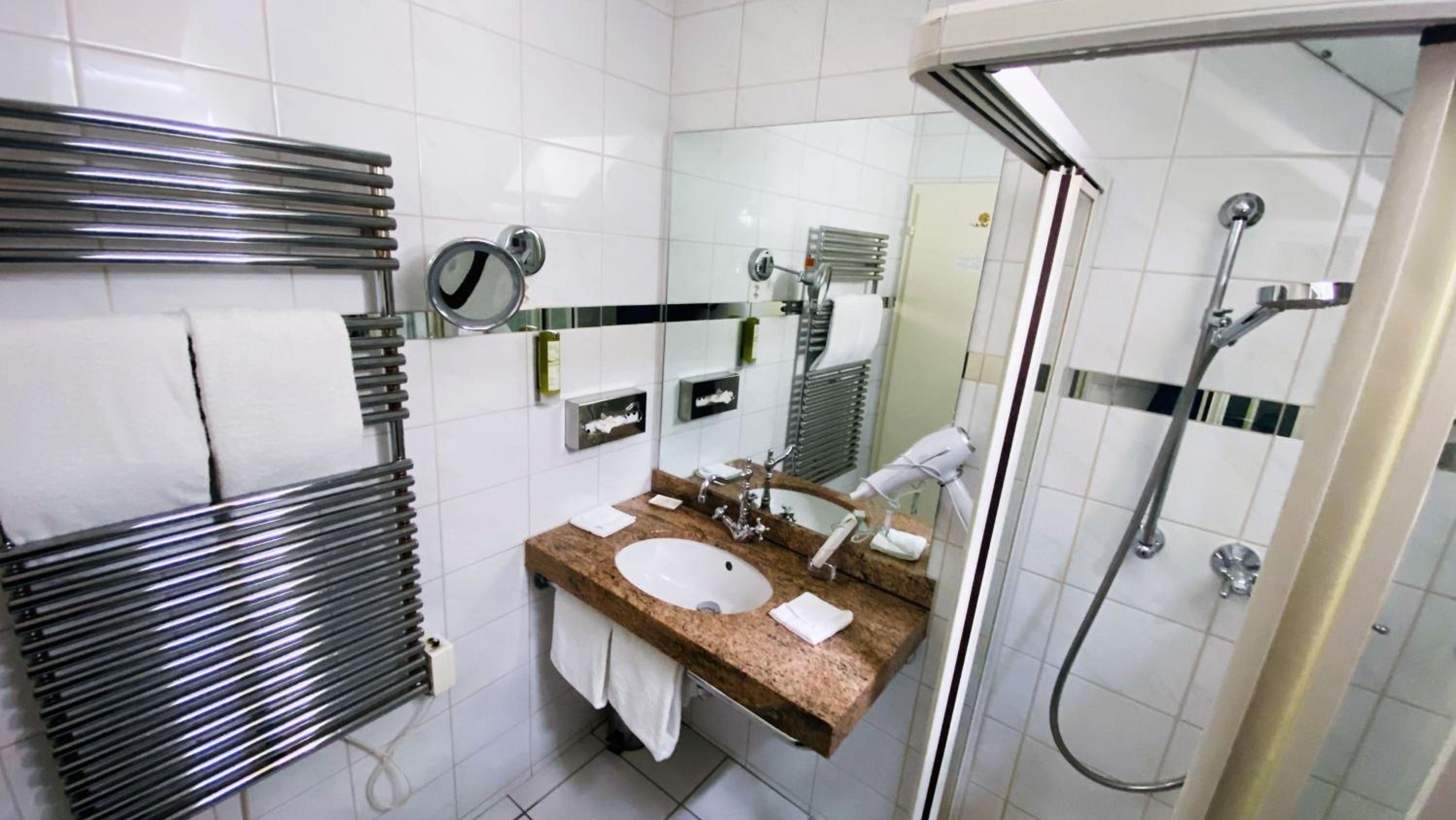Single Room with Shower