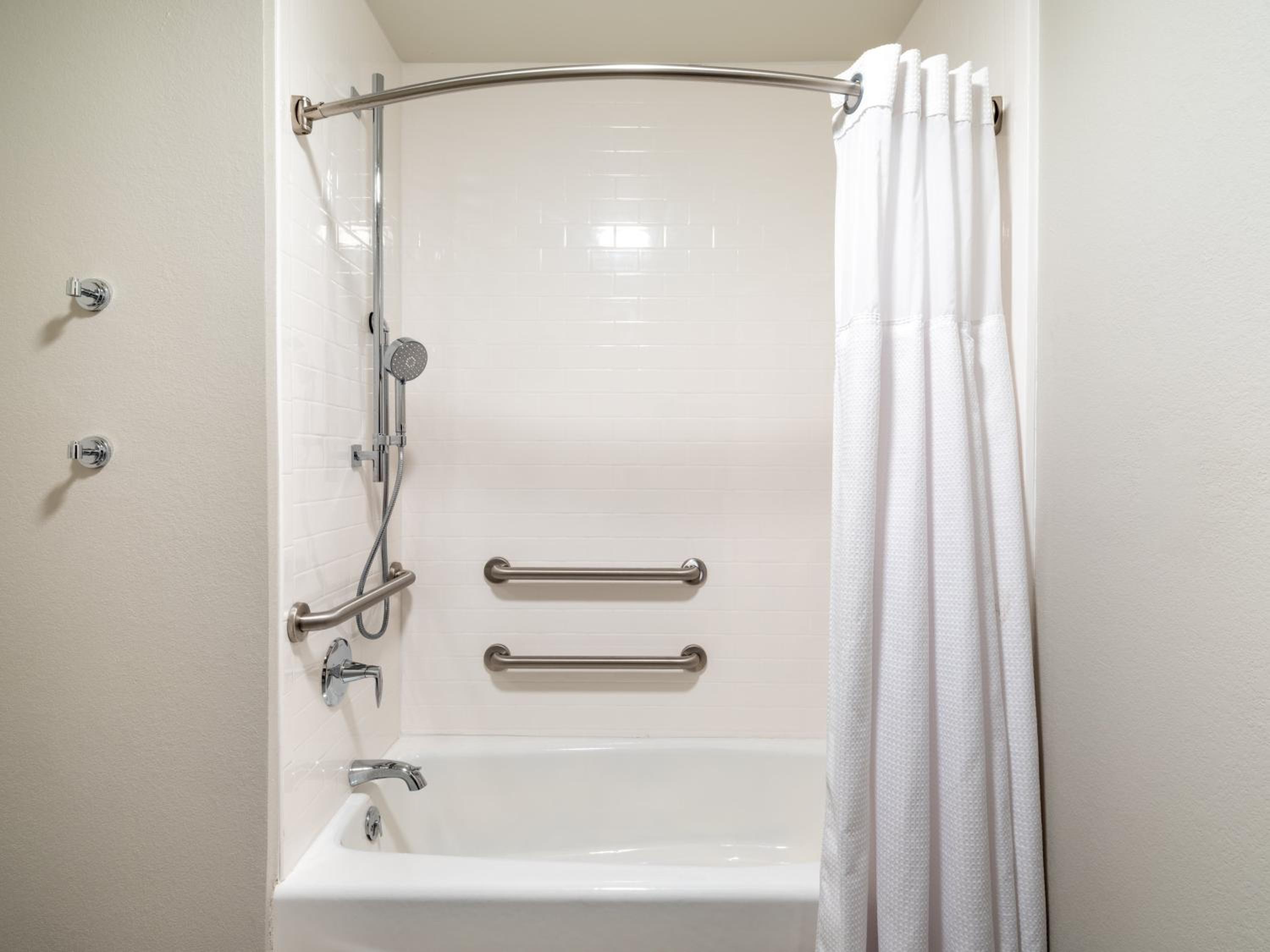 King Studio Suite with Disability Access-Non Smoking - Photo 6
